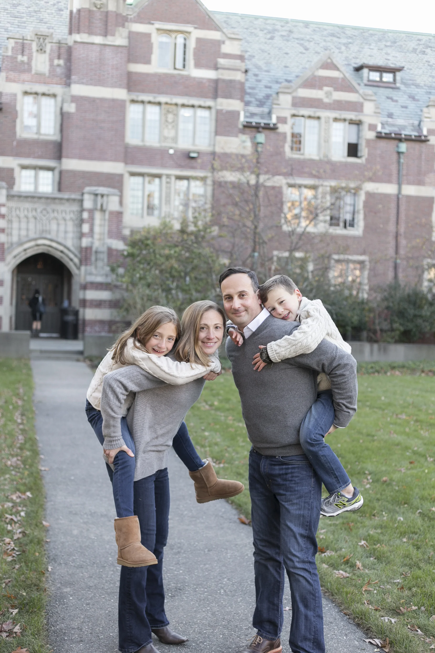 wellesley family fall photos. Boston, wellesley, photographer
