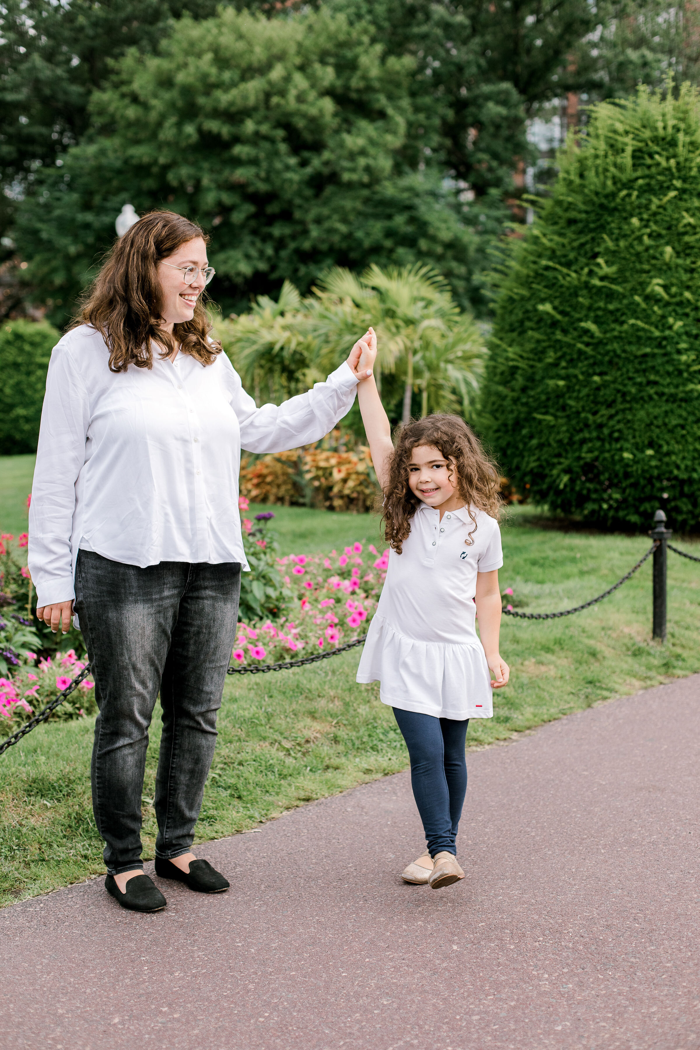 boston_public_garden_summer_family_photos_erica_pezente_photographer(30).jpg