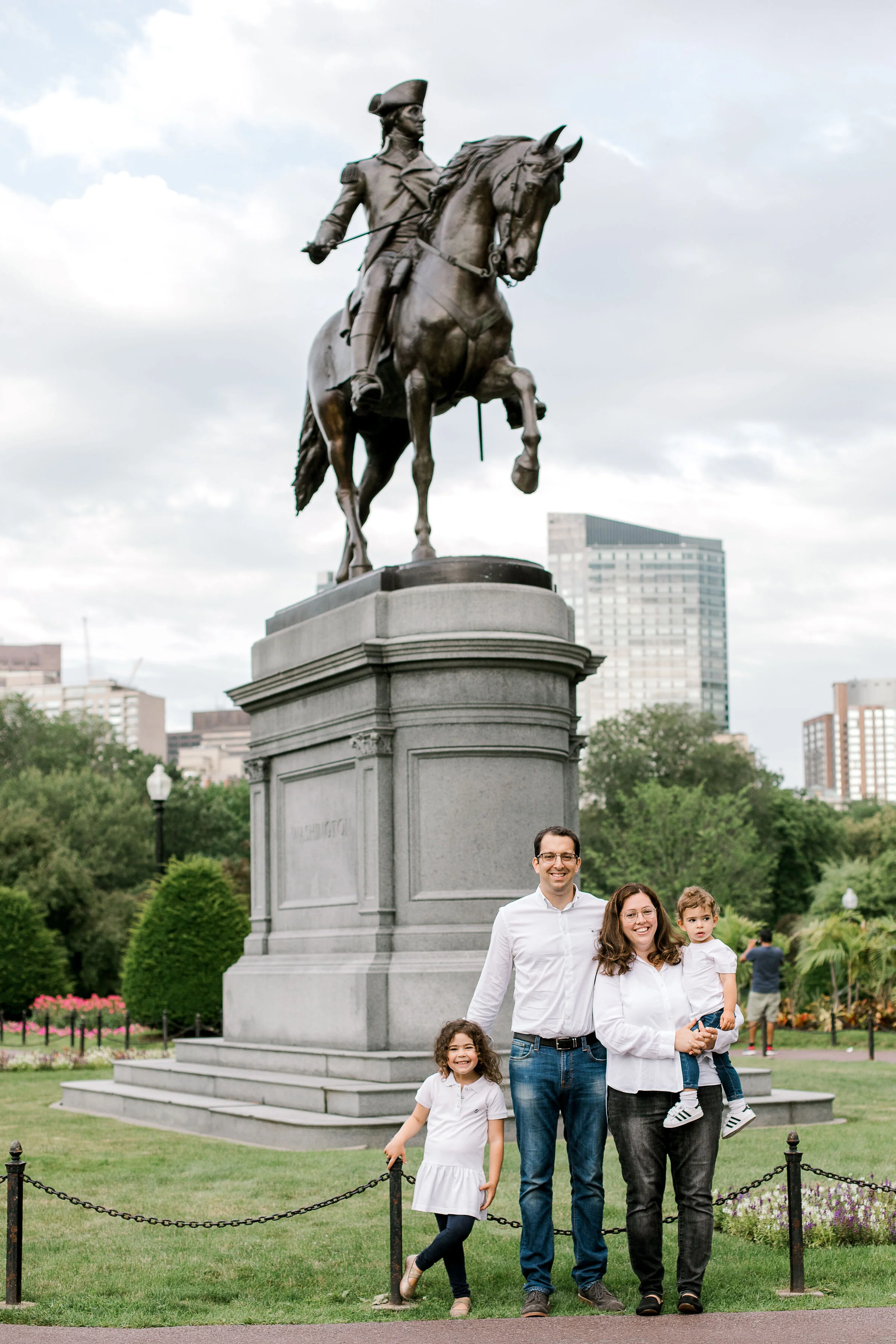 Boston Public Garden Summer Family Photos | Hilla