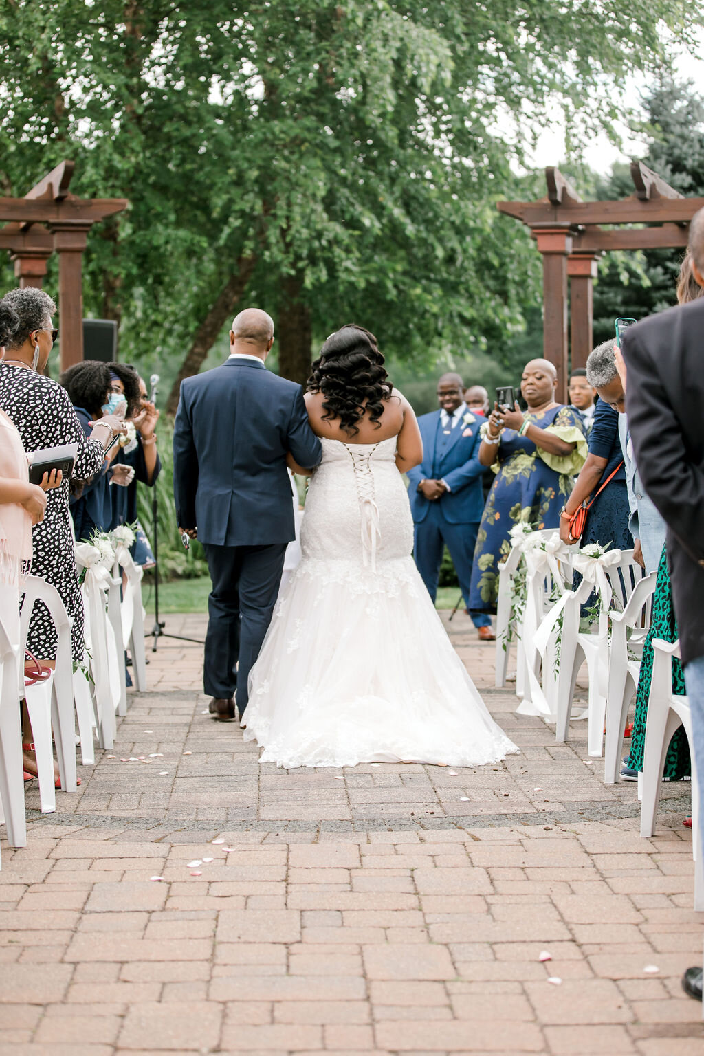 atkinson_country_club_summer_wedding_erica_pezente_photographer(13).jpg