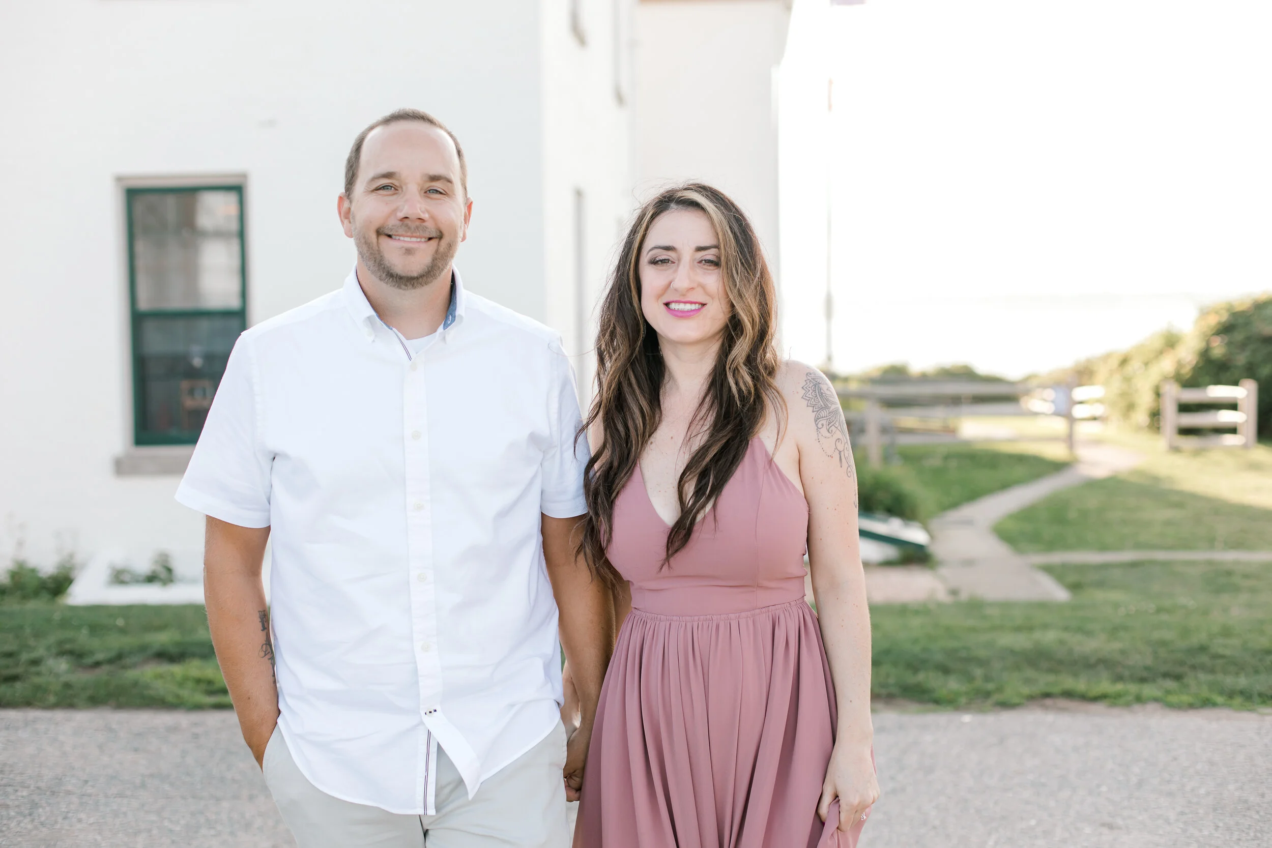 beavertail_lighthouse_summer_engagement_photos_erica_pezente_photography (48).jpg