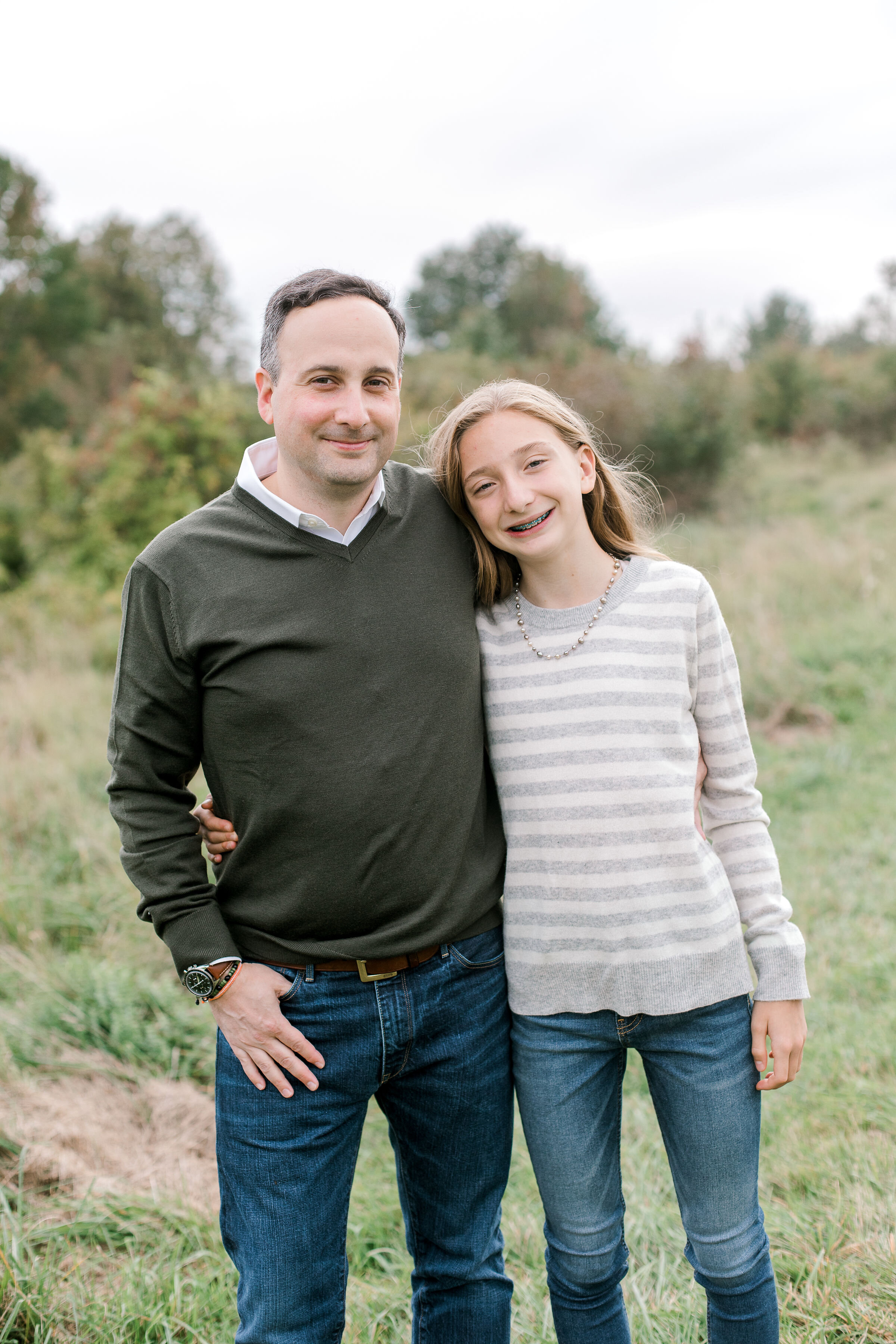 hospital_hill_medfield_fall_family_photos_erica_pezente_photography(47).jpg