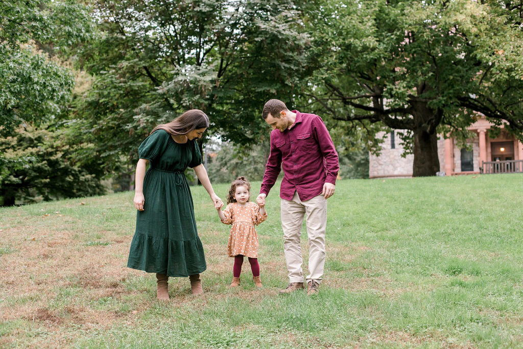 morton_park_wellesley_fall_family_photo_session_erica_pezente_photographer(37).jpg