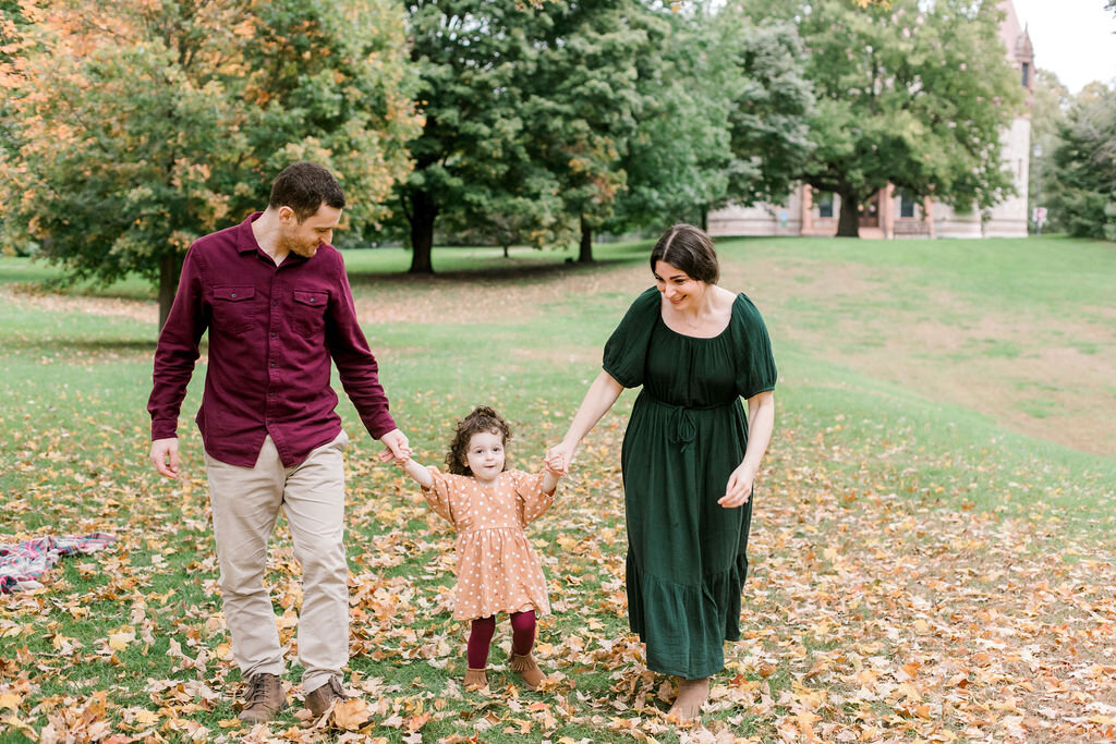 morton_park_wellesley_fall_family_photo_session_erica_pezente_photographer(154).jpg