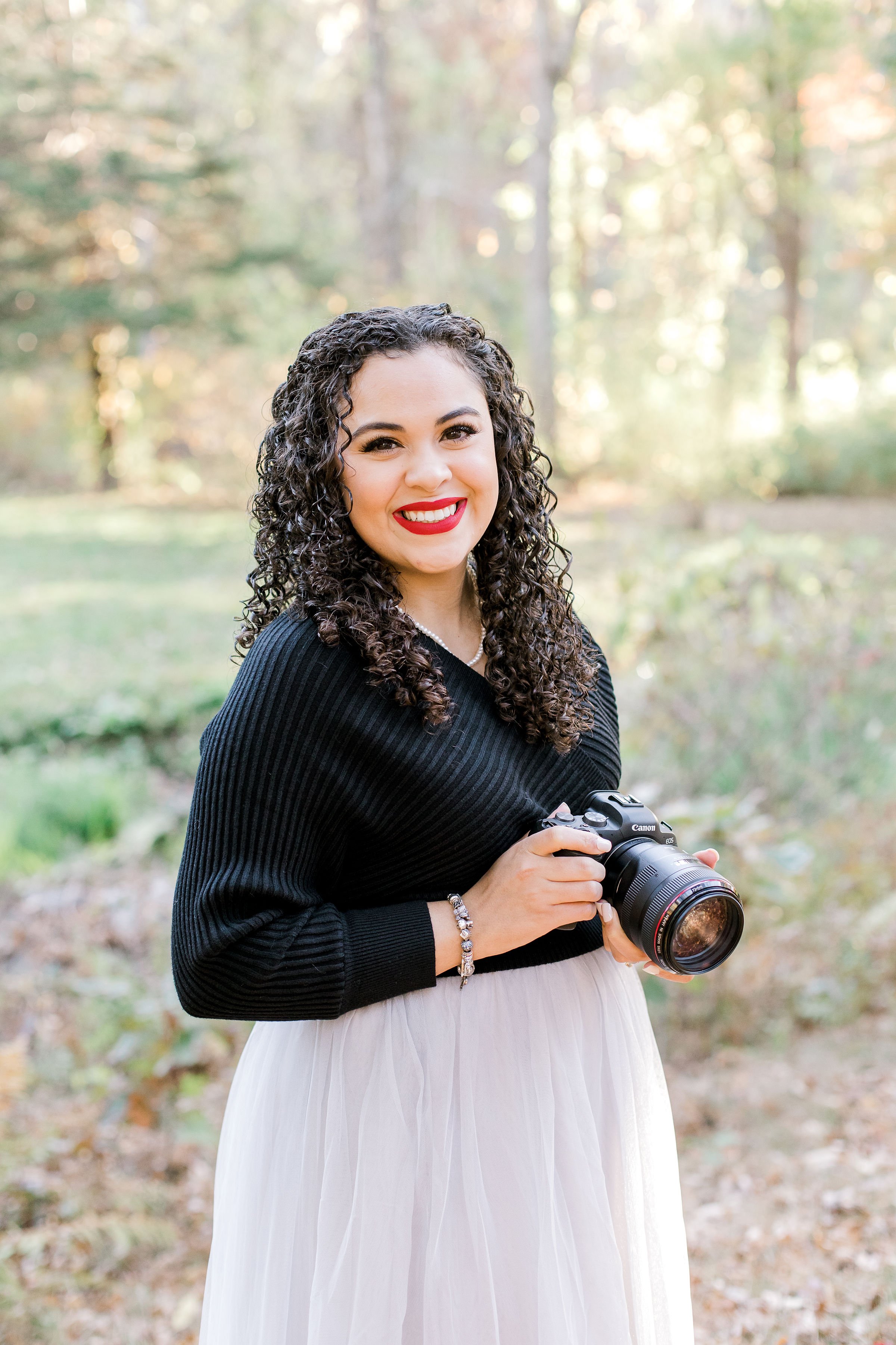 wayside_inn_grist_mill_sudbury_fall_family_photos_erica_pezente_photography(36).jpg