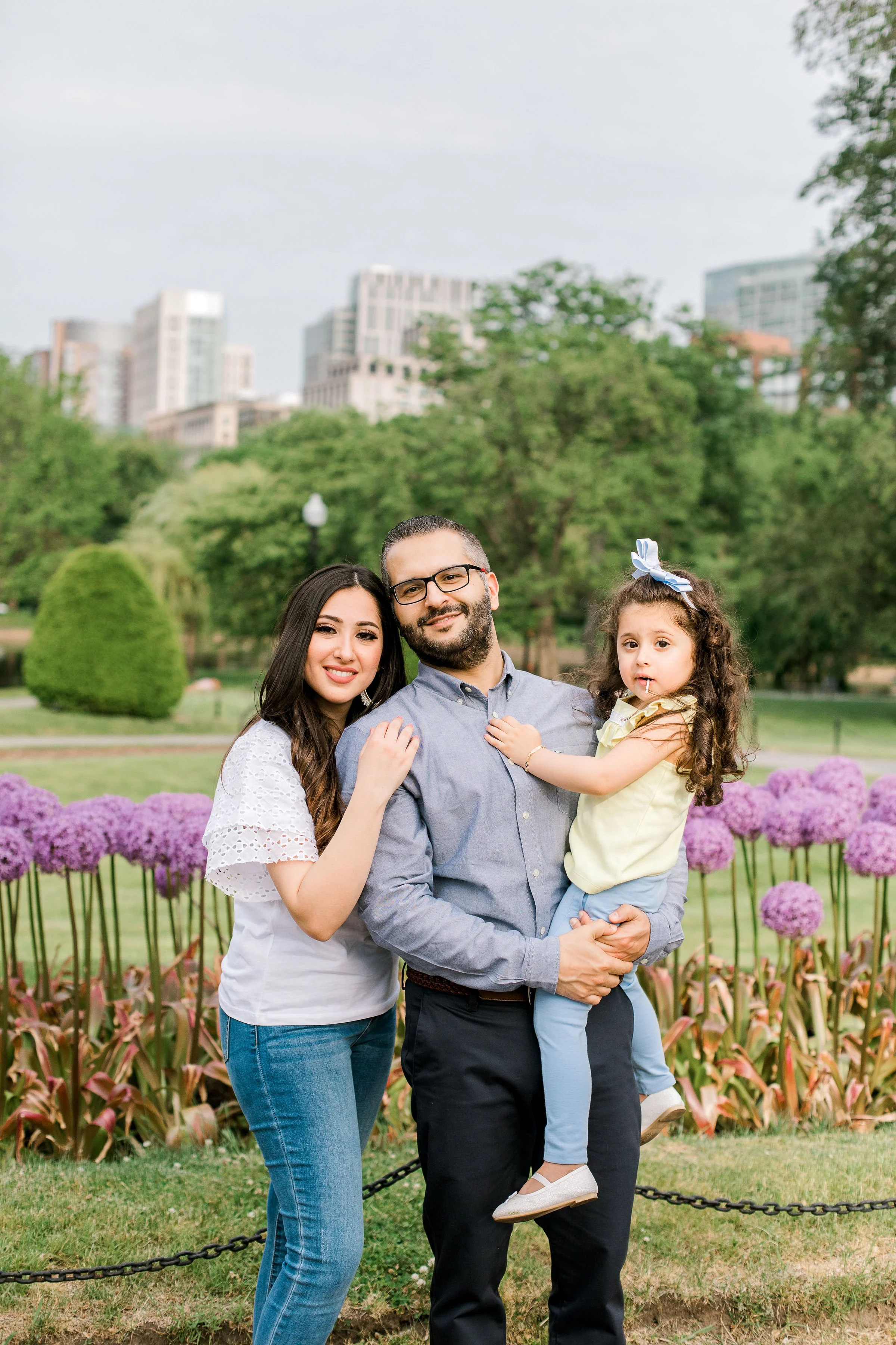 Boston Public Garden and Beacon Hill Family Photos | Sara