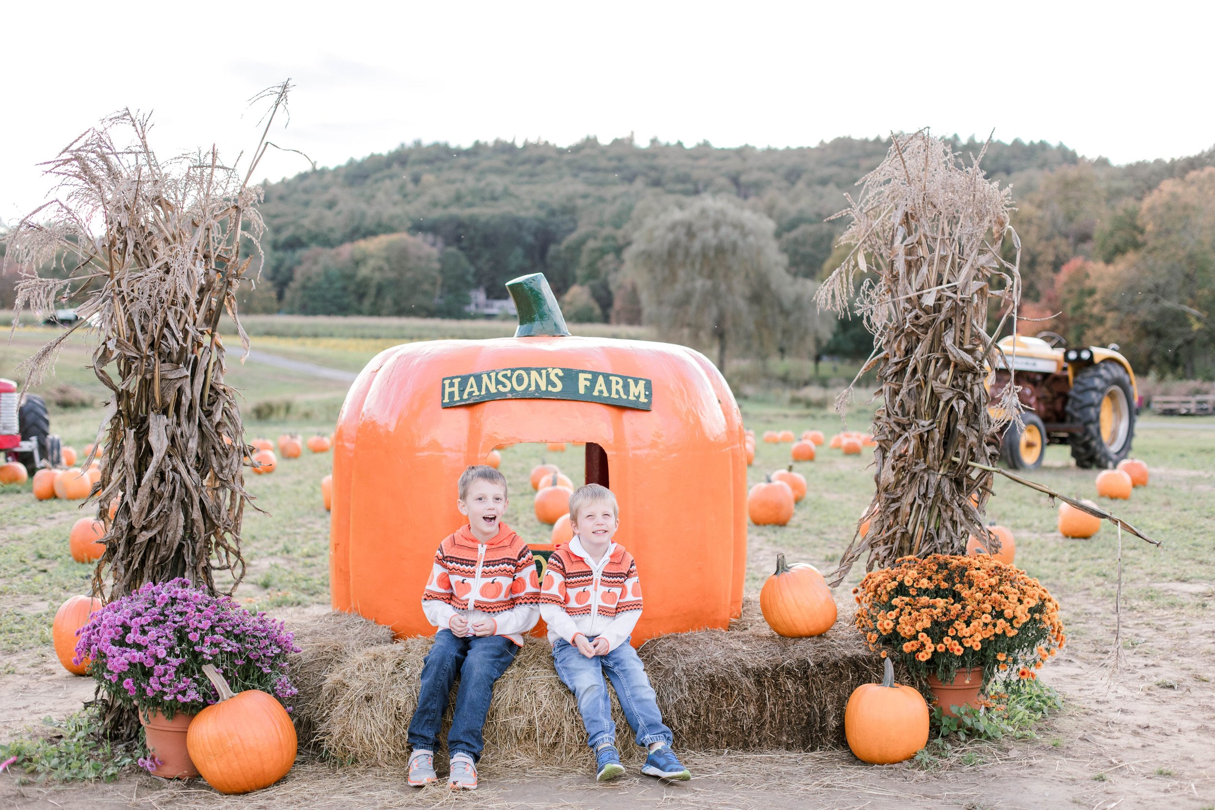 hansons_farm_pumpkin_patch_family_photos_erica_pezente_photography(24).jpg