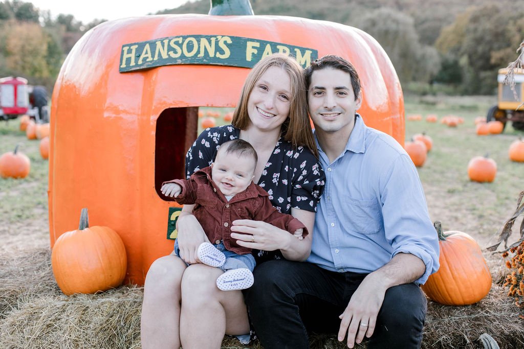 hansons_farm_pumpkin_patch_family_photos_erica_pezente_photography(48).jpg