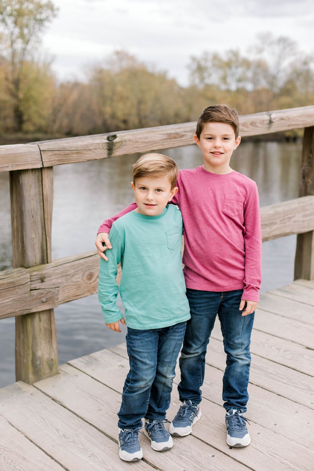 north_bridge_concord_fall_family_photos_erica_pezente_photography(36).jpg