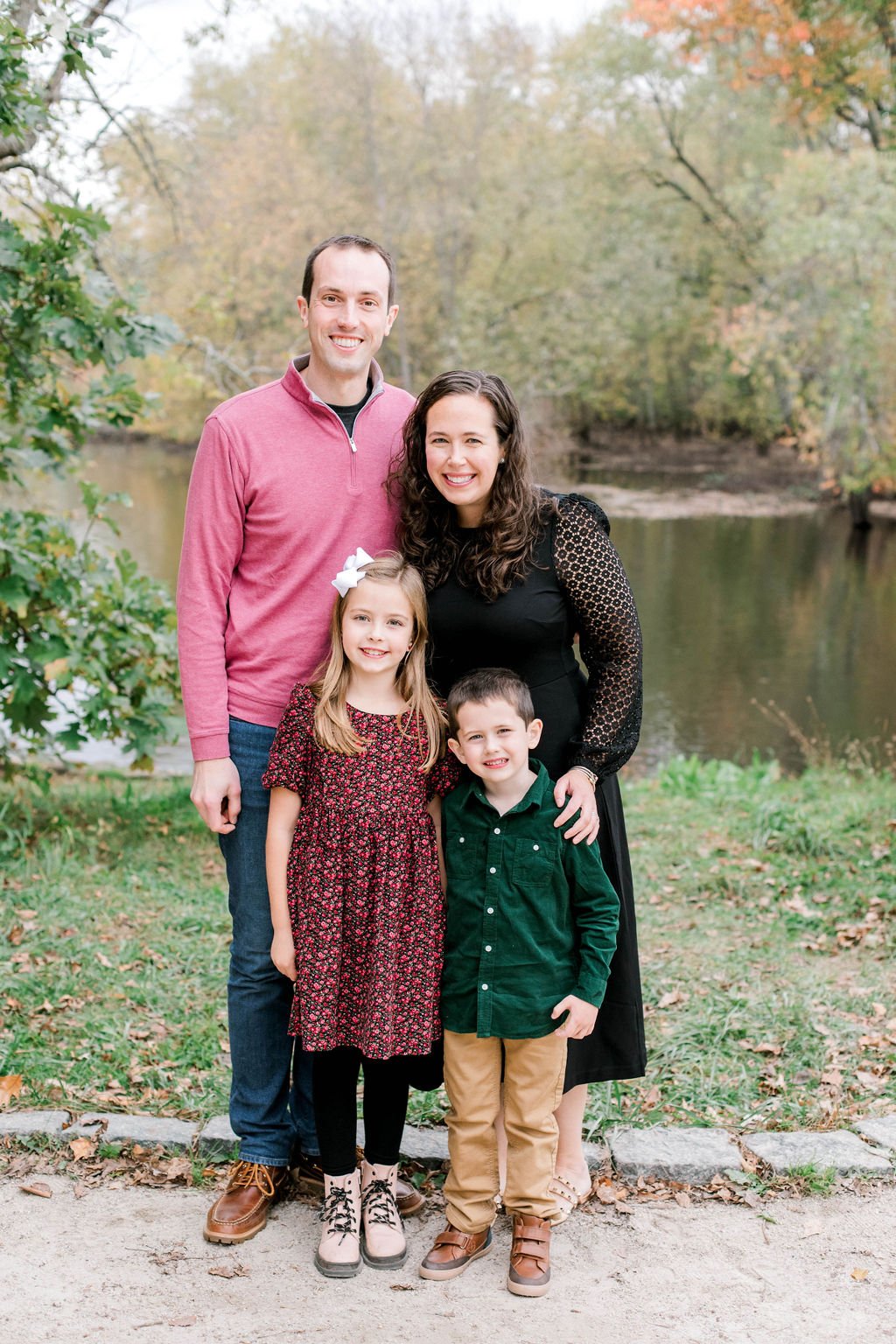 north_bridge_concord_fall_family_photos_erica_pezente_photography(2) (3).jpg