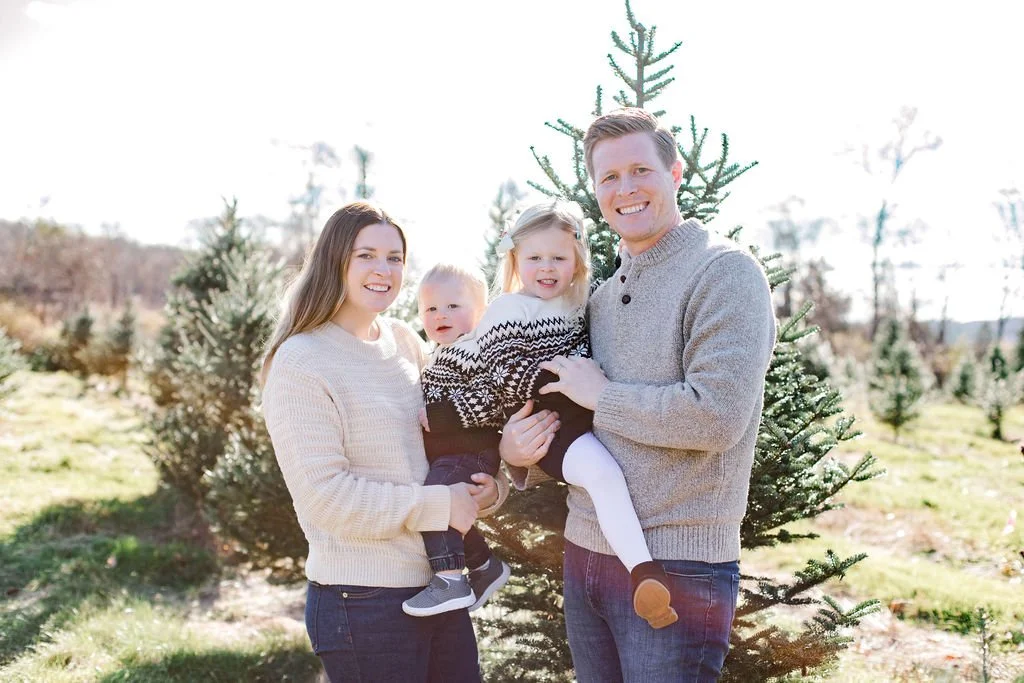 highfields_tree_farm_winter_family_photos_erica_pezente_photography(29).jpg