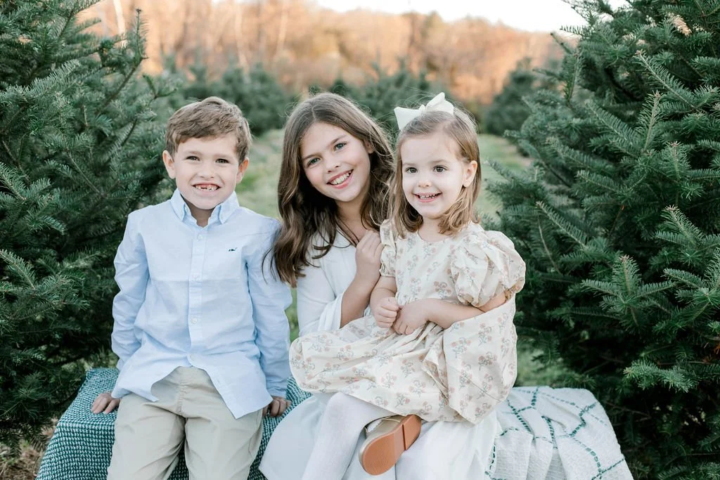 highfields_tree_farm_winter_family_photos_erica_pezente_photography(7) (1).jpg