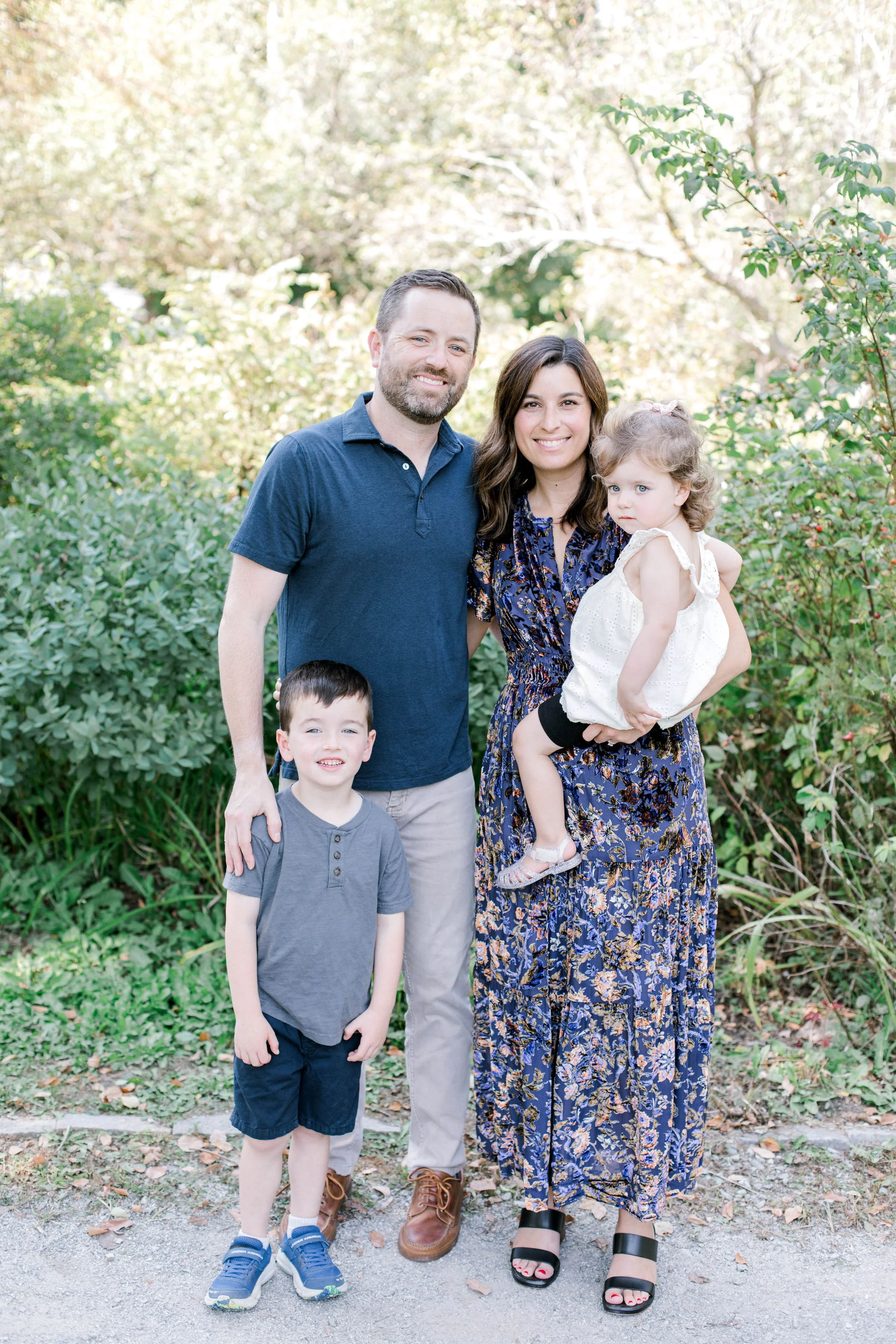 acton_arboretum_fall_family_photos_erica_pezente_photography(22).jpg