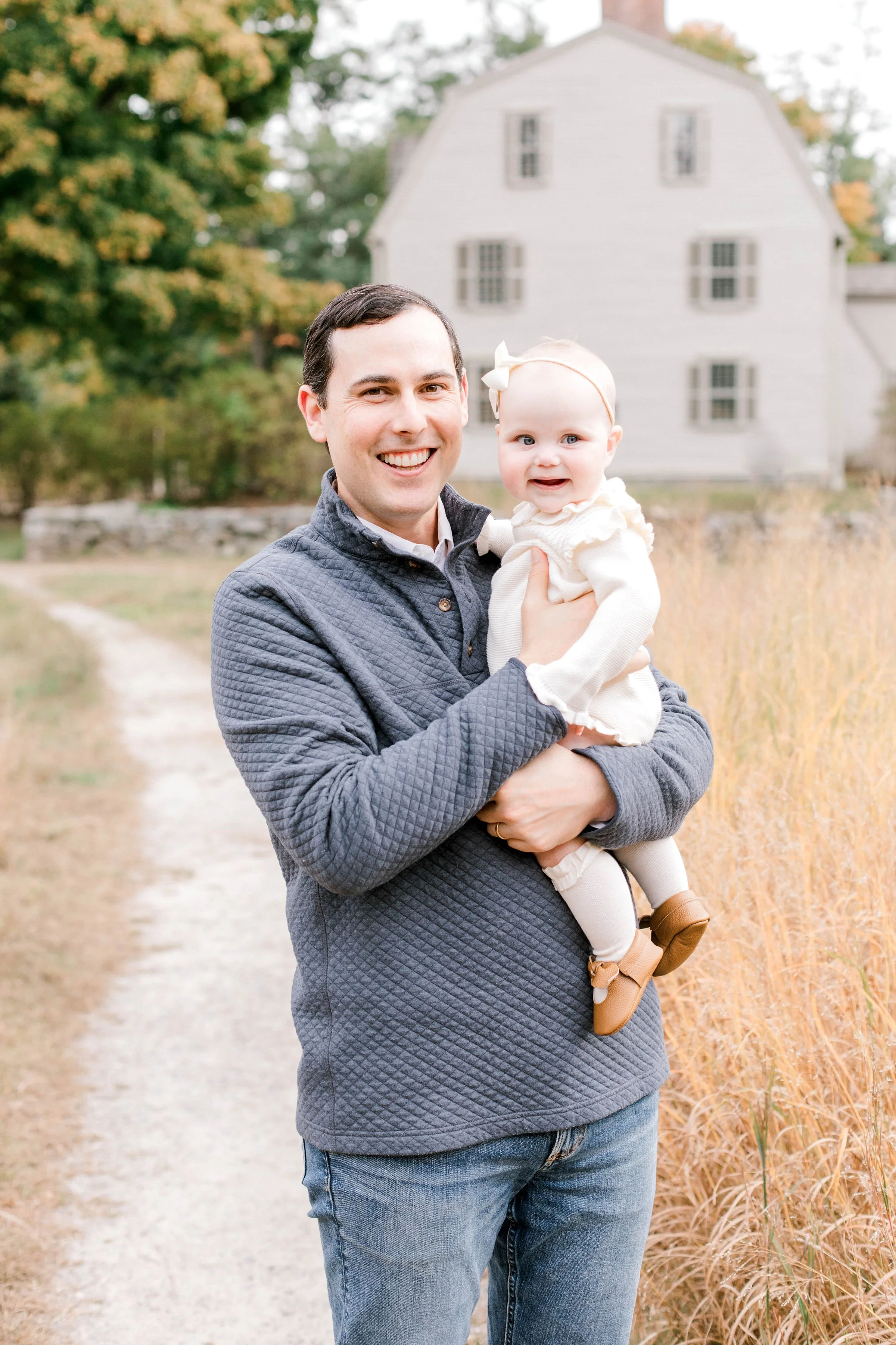 north_bridge_concord_fall_family_photos_erica_pezente_photograhy(40).jpg