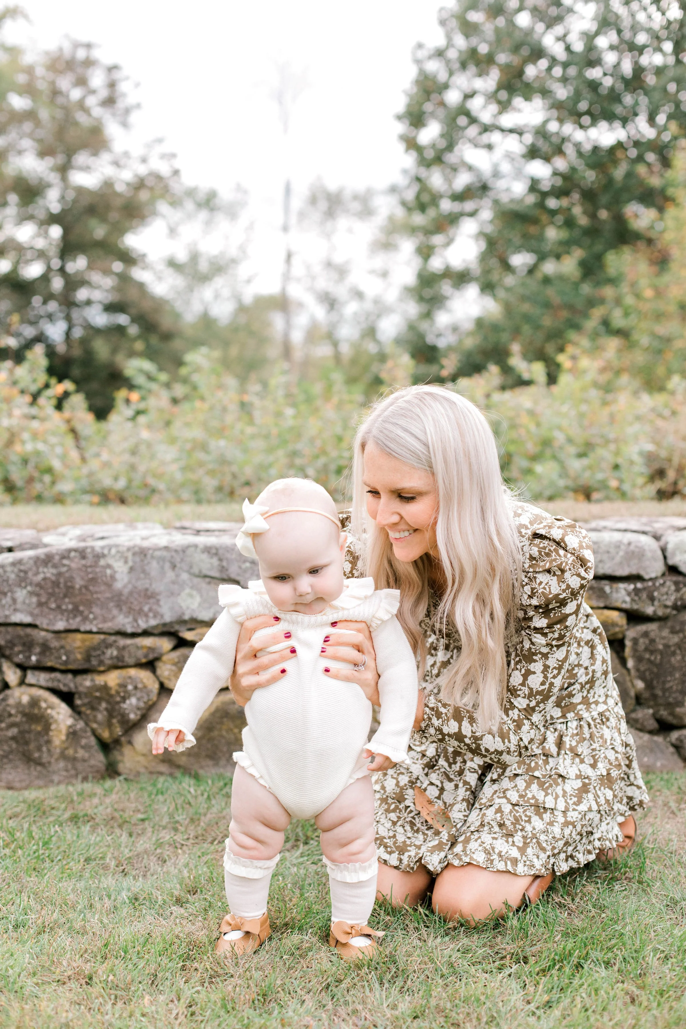 north_bridge_concord_fall_family_photos_erica_pezente_photograhy(108).jpg