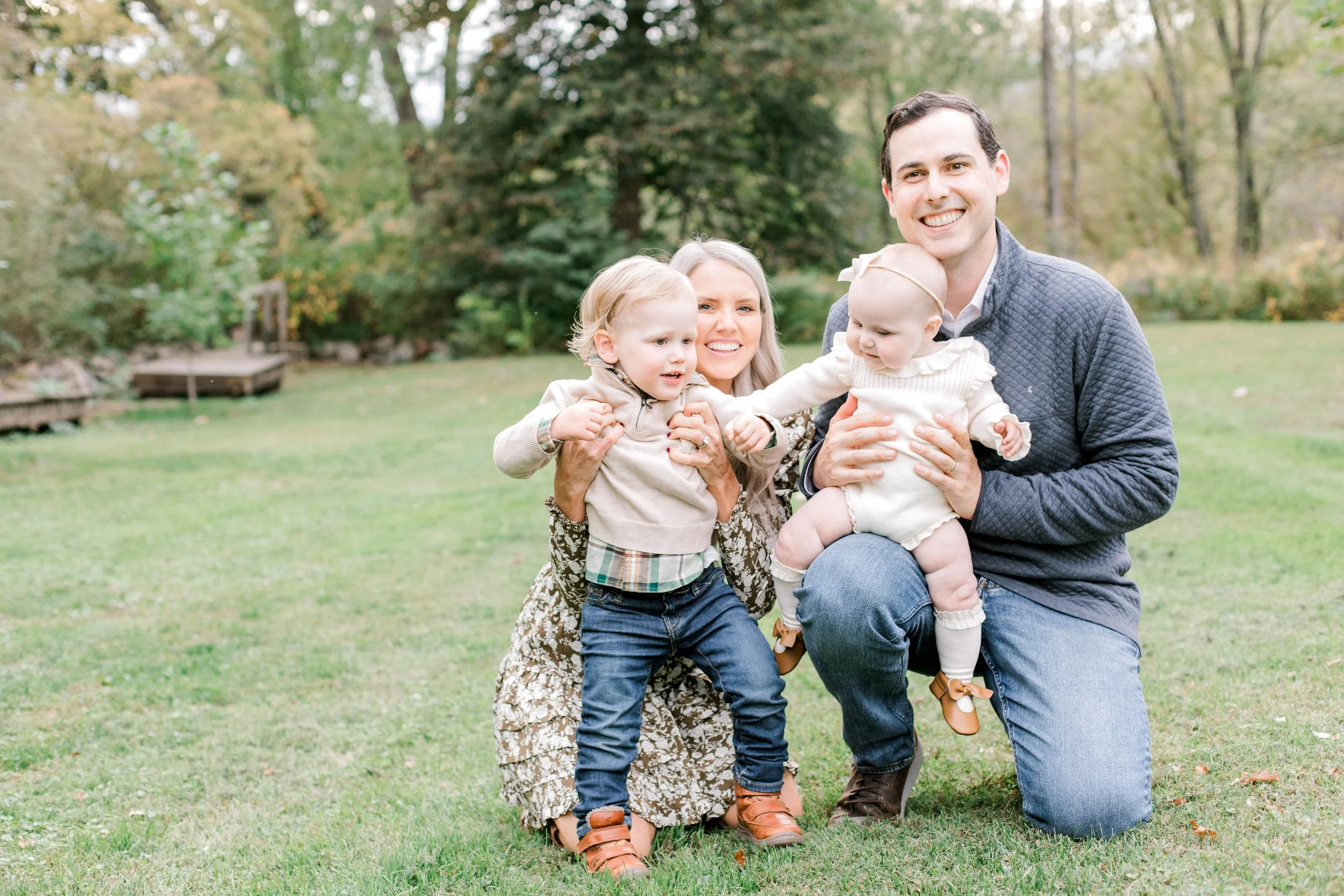 north_bridge_concord_fall_family_photos_erica_pezente_photograhy(189).jpg