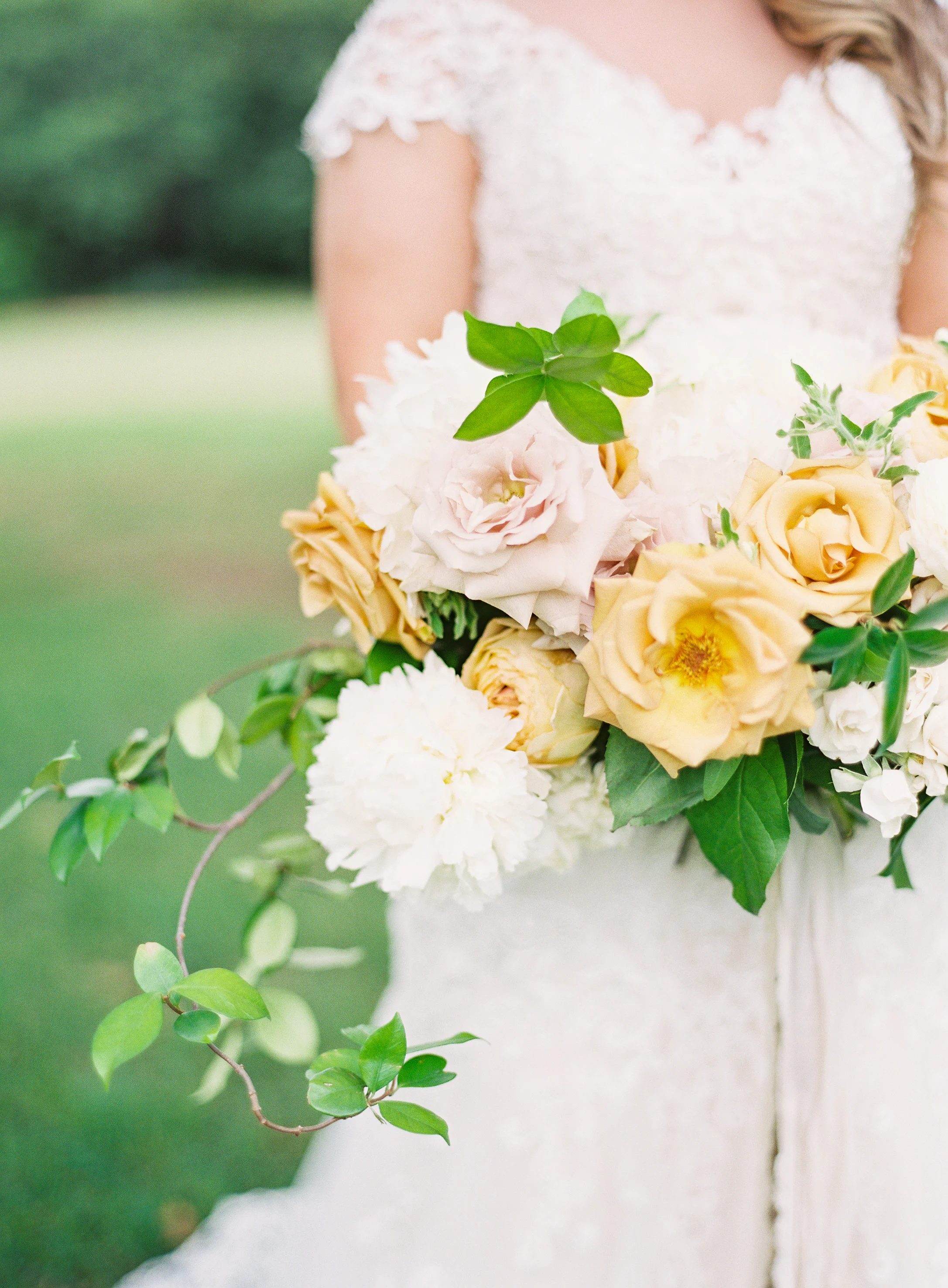 Dallas Bridal Bouquet.jpg