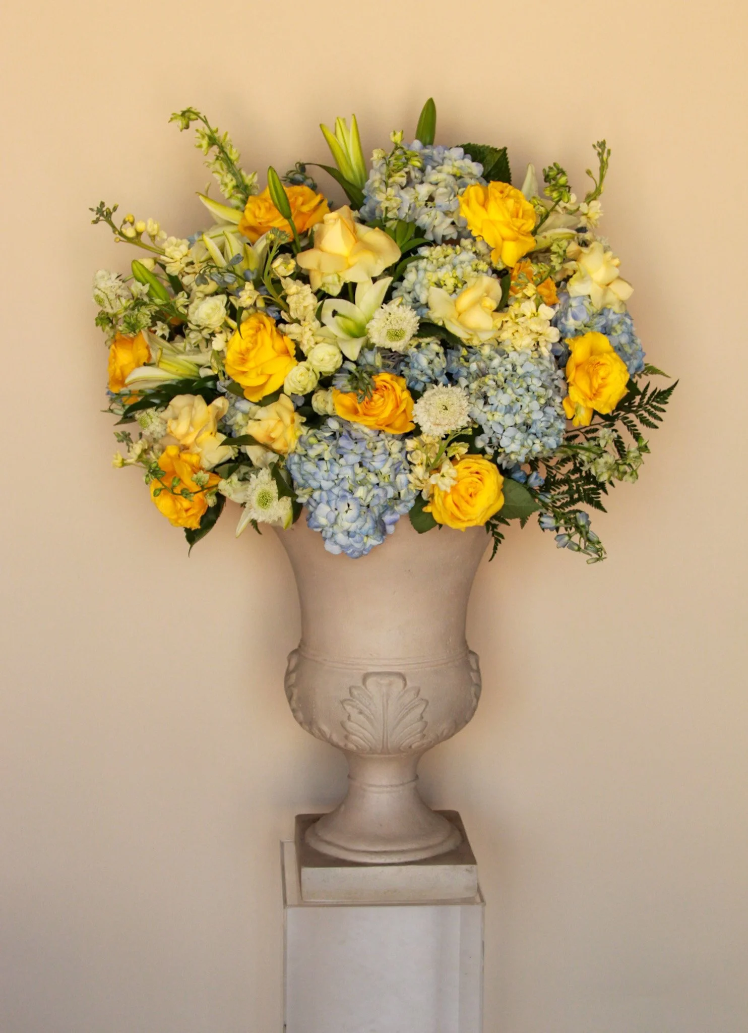 Graceful Skies - Podium Arrangement