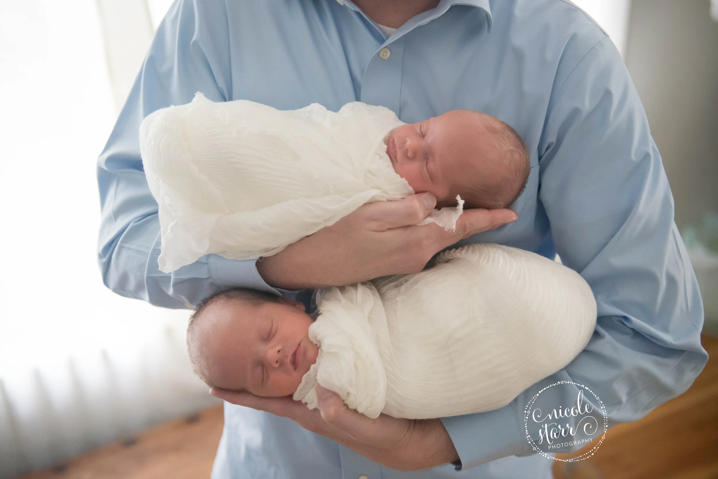Nicole Starr Photographer | Boston newborn twins