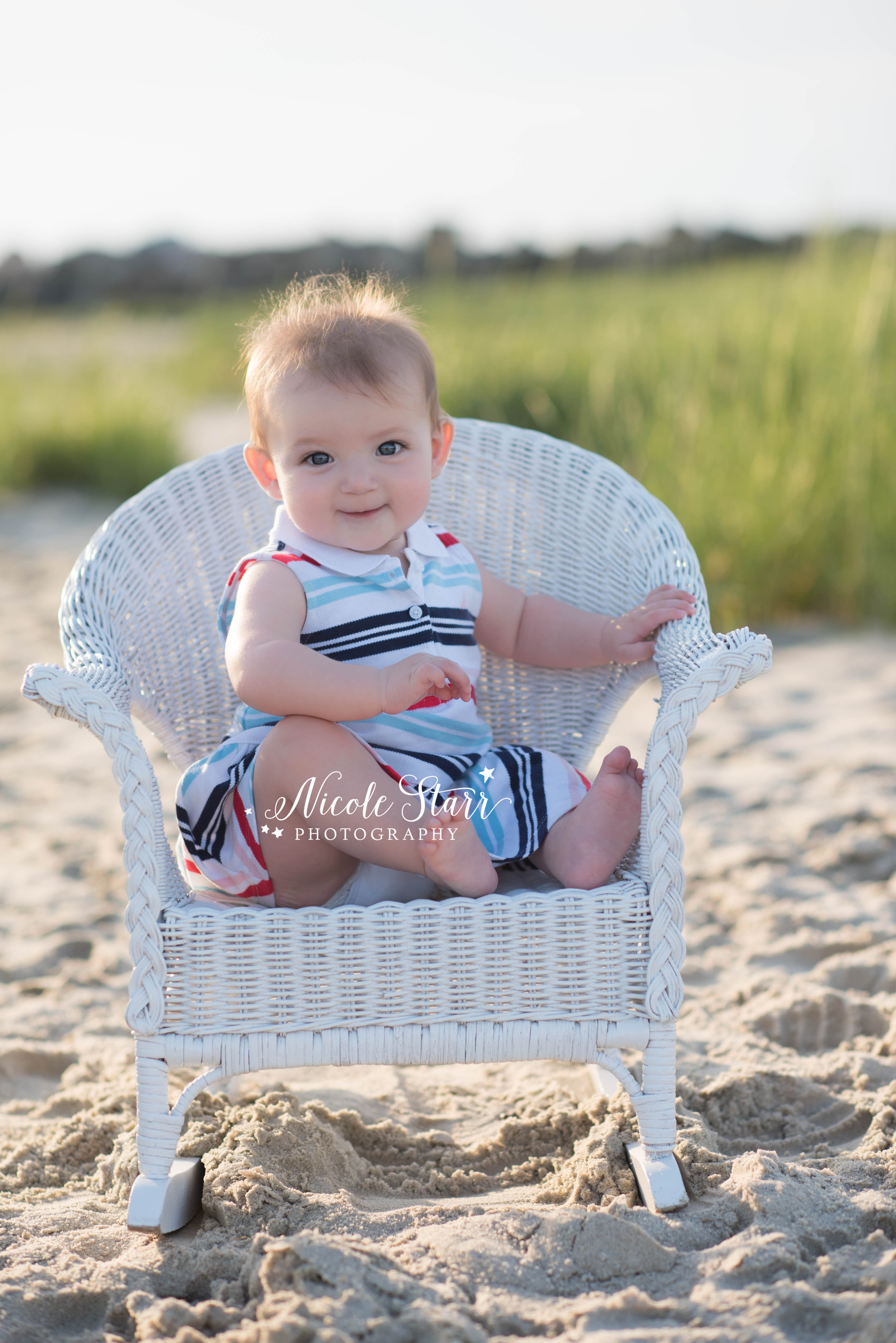 baby photographer on cape cod beach.jpg