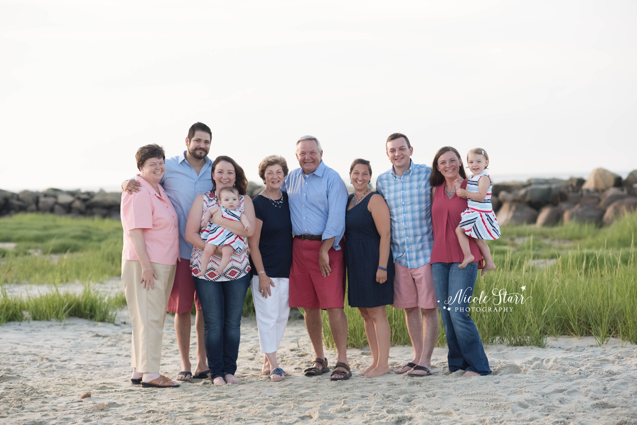 extended family photo shoot on cape cod beach.jpg