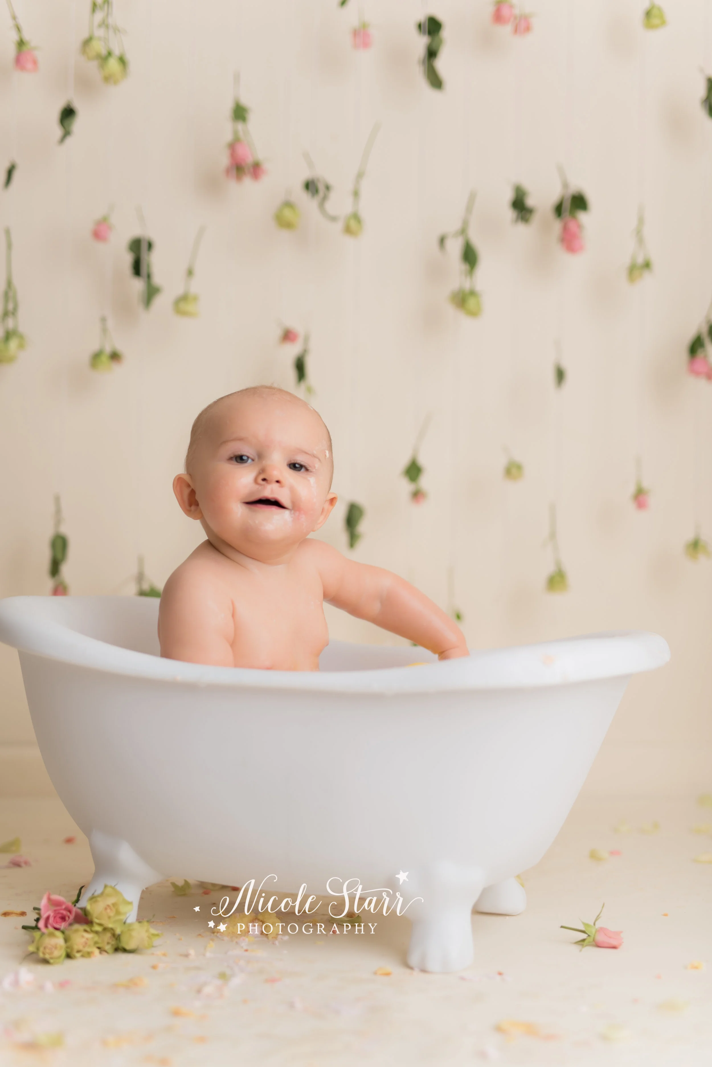 Nicole Starr Photography | Saratoga Springs Cake Smash Photographer | Boston Cake Smash Photographer | Saratoga Springs Family Photographer | Boston Family Photographer