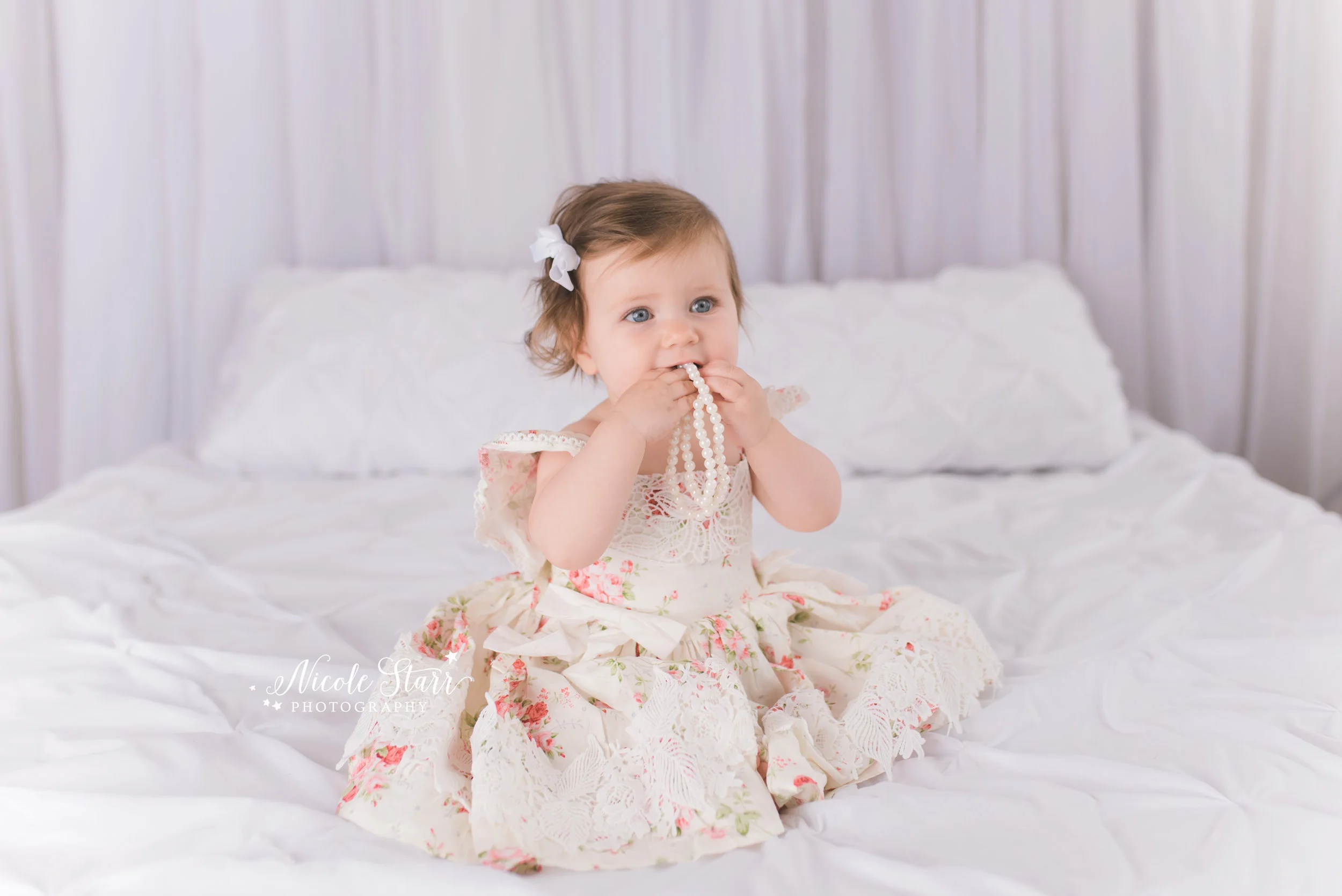 Nicole Starr Photography | Saratoga Springs Cake Smash Photographer | Boston Cake Smash Photographer | Saratoga Springs Family Photographer | Boston Family Photographer