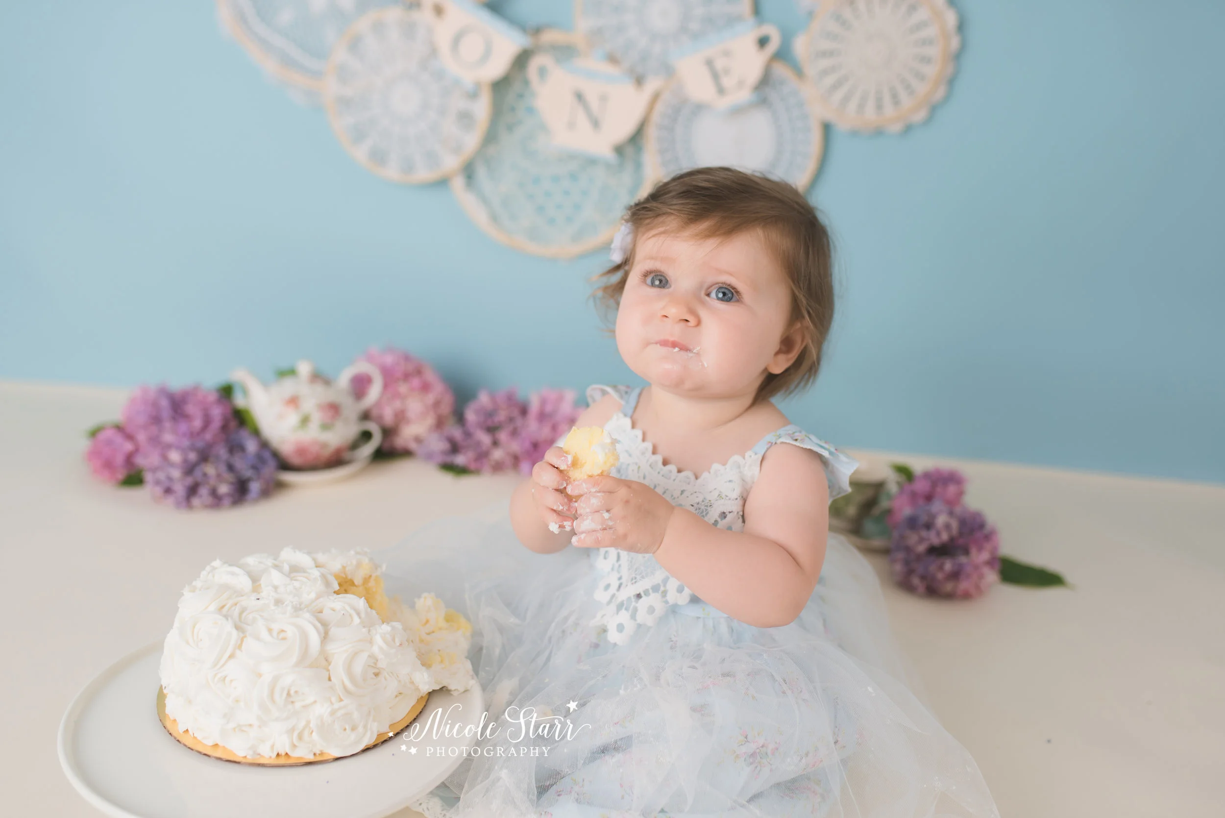 Nicole Starr Photography | Saratoga Springs Cake Smash Photographer | Boston Cake Smash Photographer | Saratoga Springs Family Photographer | Boston Family Photographer