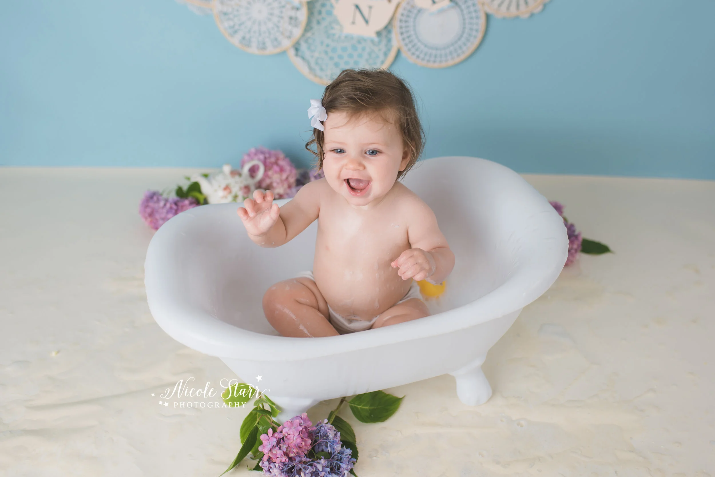 Nicole Starr Photography | Saratoga Springs Cake Smash Photographer | Boston Cake Smash Photographer | Saratoga Springs Family Photographer | Boston Family Photographer