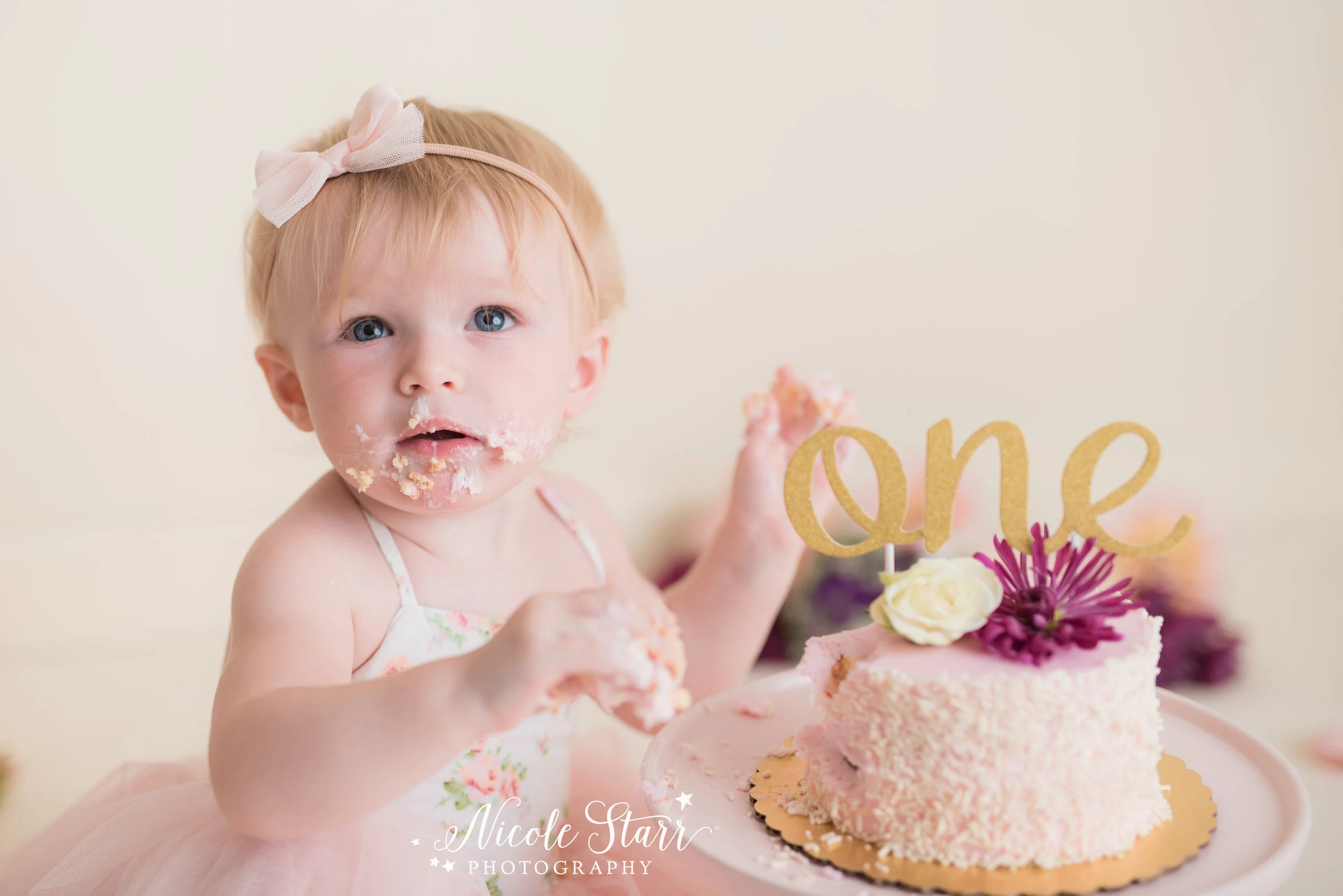 Nicole Starr Photography | Saratoga Springs Cake Smash Photographer | Boston Cake Smash Photographer | Saratoga Springs Family Photographer | Boston Family Photographer