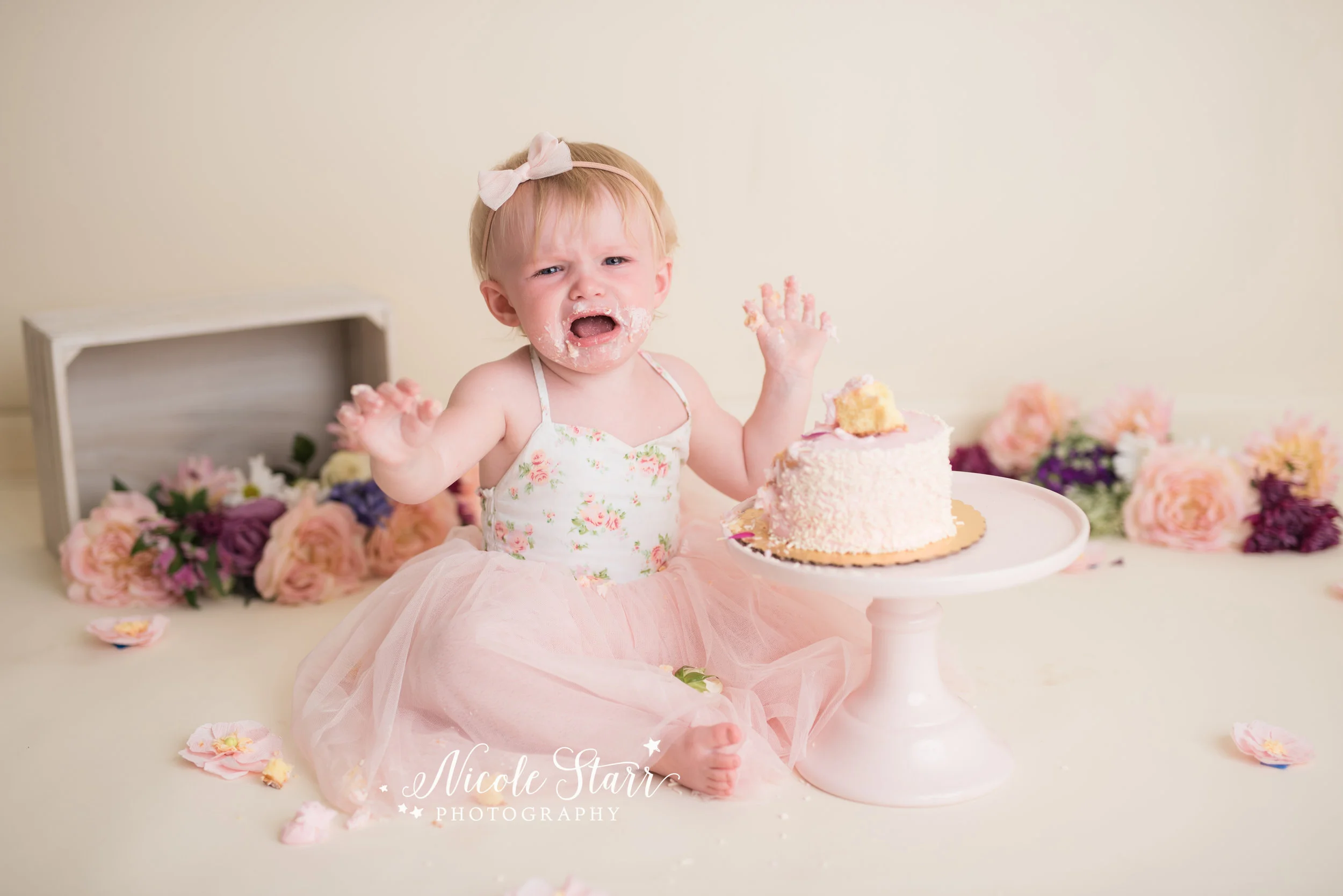 Nicole Starr Photography | Saratoga Springs Cake Smash Photographer | Boston Cake Smash Photographer | Saratoga Springs Family Photographer | Boston Family Photographer
