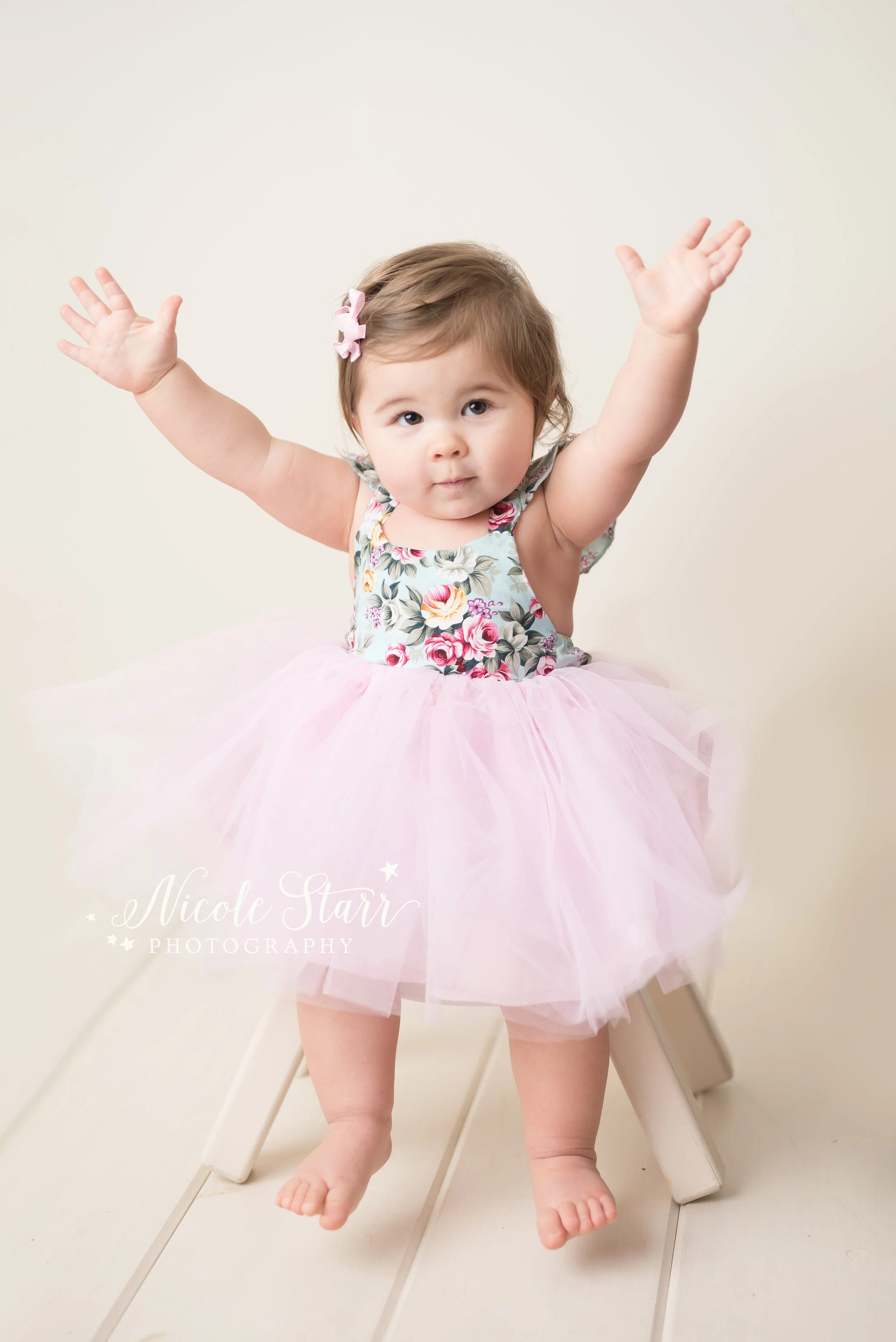 Nicole Starr Photography | Saratoga Springs Cake Smash Photographer | Boston Cake Smash Photographer | Saratoga Springs Family Photographer | Boston Family Photographer  Delmar NY Cake Smash Photographer | Loudonville NY Cake Smash Photographer