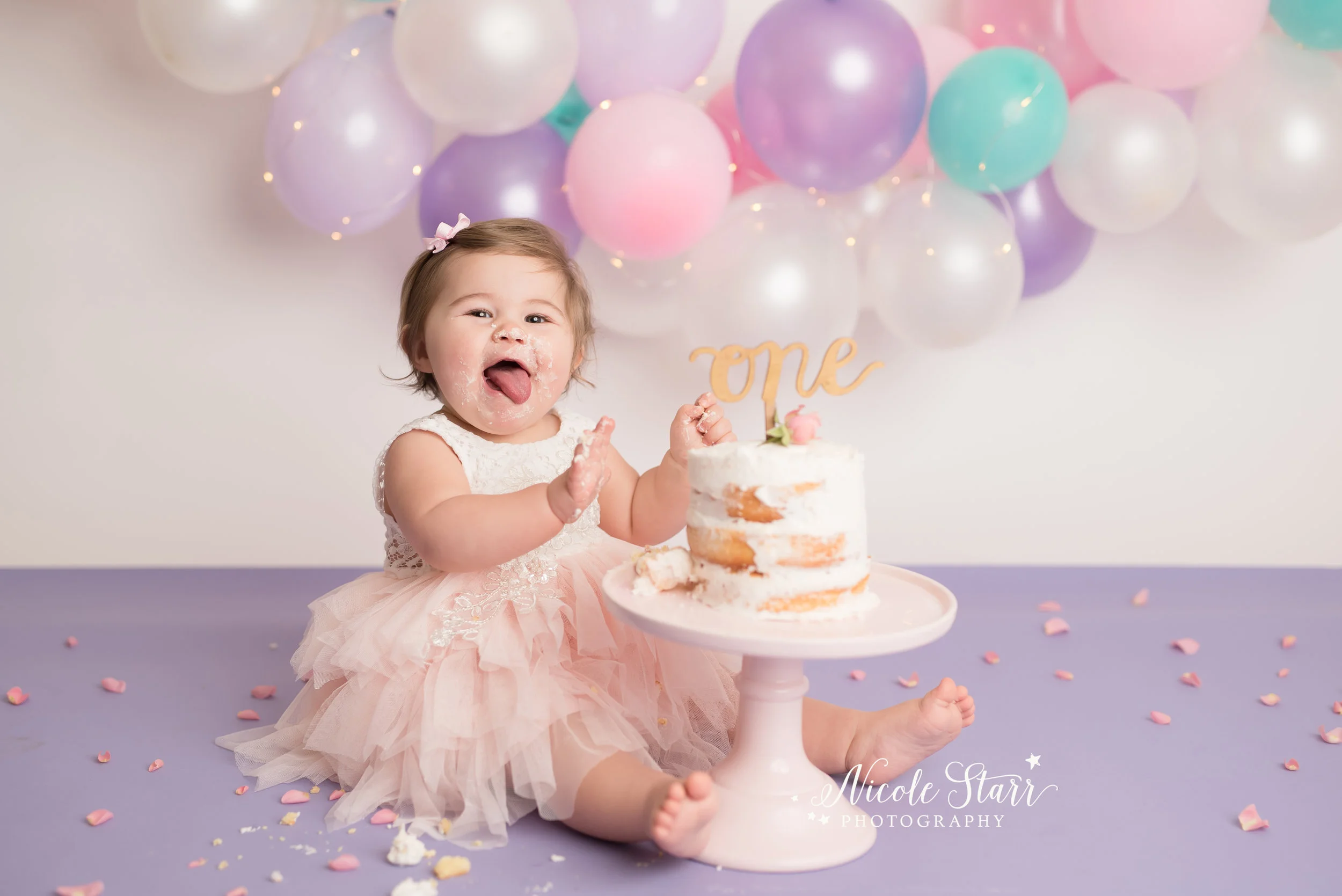 Nicole Starr Photography | Saratoga Springs Cake Smash Photographer | Boston Cake Smash Photographer | Saratoga Springs Family Photographer | Boston Family Photographer  Delmar NY Cake Smash Photographer | Loudonville NY Cake Smash Photographer
