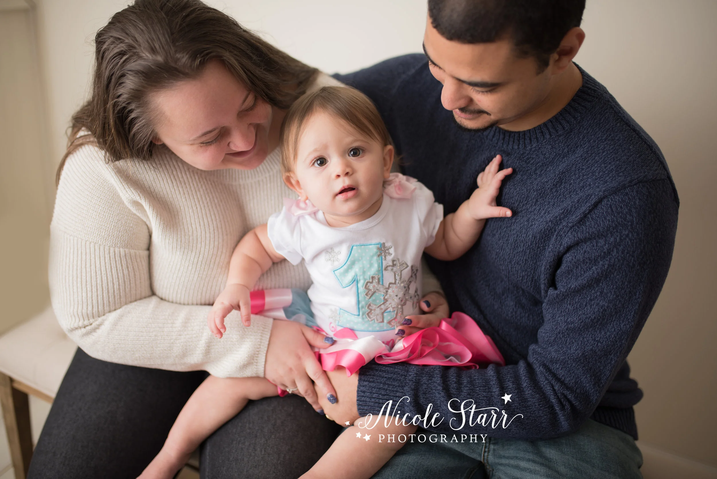 Nicole Starr Photography | Saratoga Springs Cake Smash Photographer | Boston Cake Smash Photographer | Saratoga Springs Family Photographer | Boston Family Photographer  Delmar NY Cake Smash Photographer | Loudonville NY Cake Smash Photographer