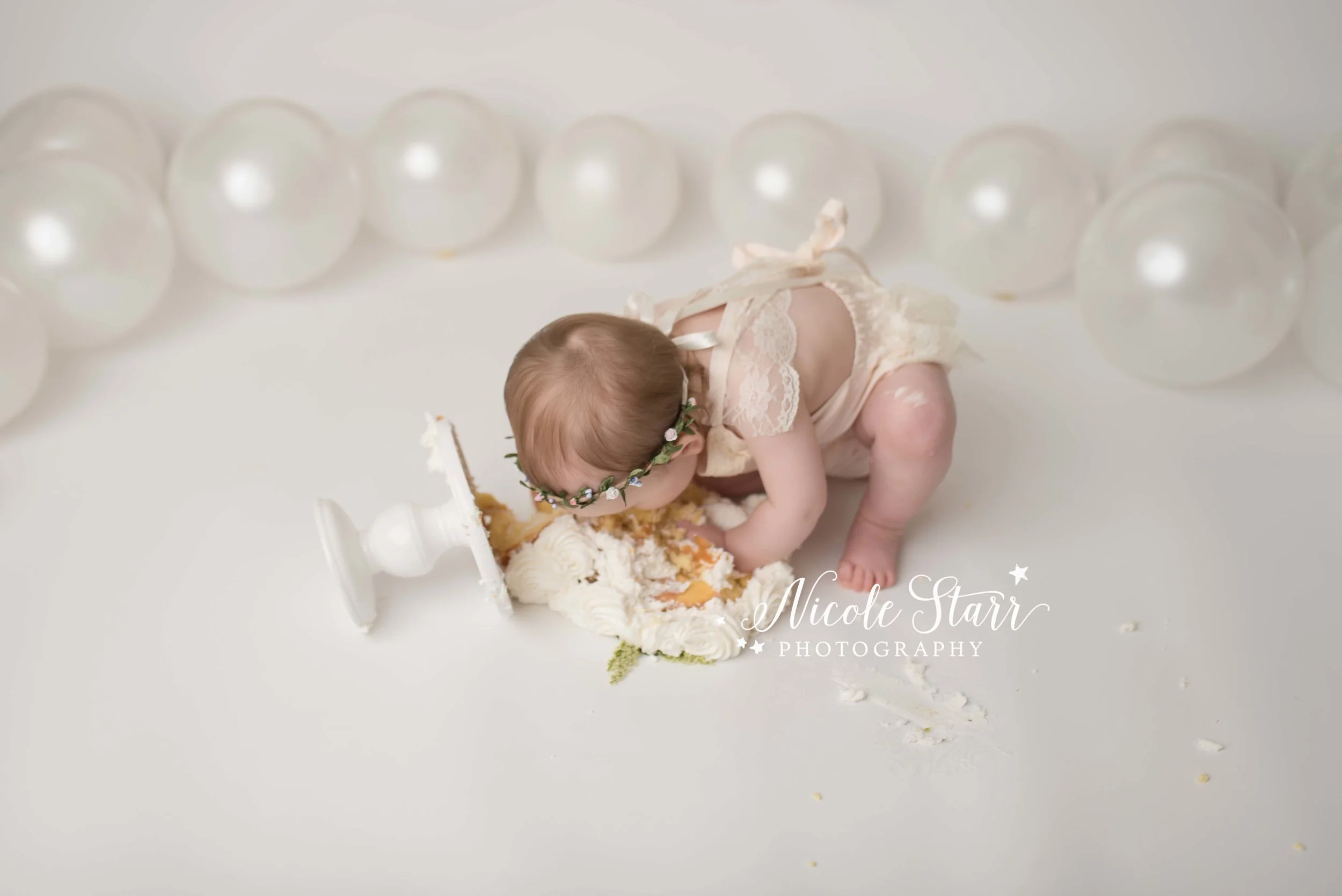 Nicole Starr Photography | Saratoga Springs Cake Smash Photographer | Boston Cake Smash Photographer | Saratoga Springs Family Photographer | Boston Family Photographer | Delmar NY Cake Smash Photographer | Loudonville Cake Smash Photographer