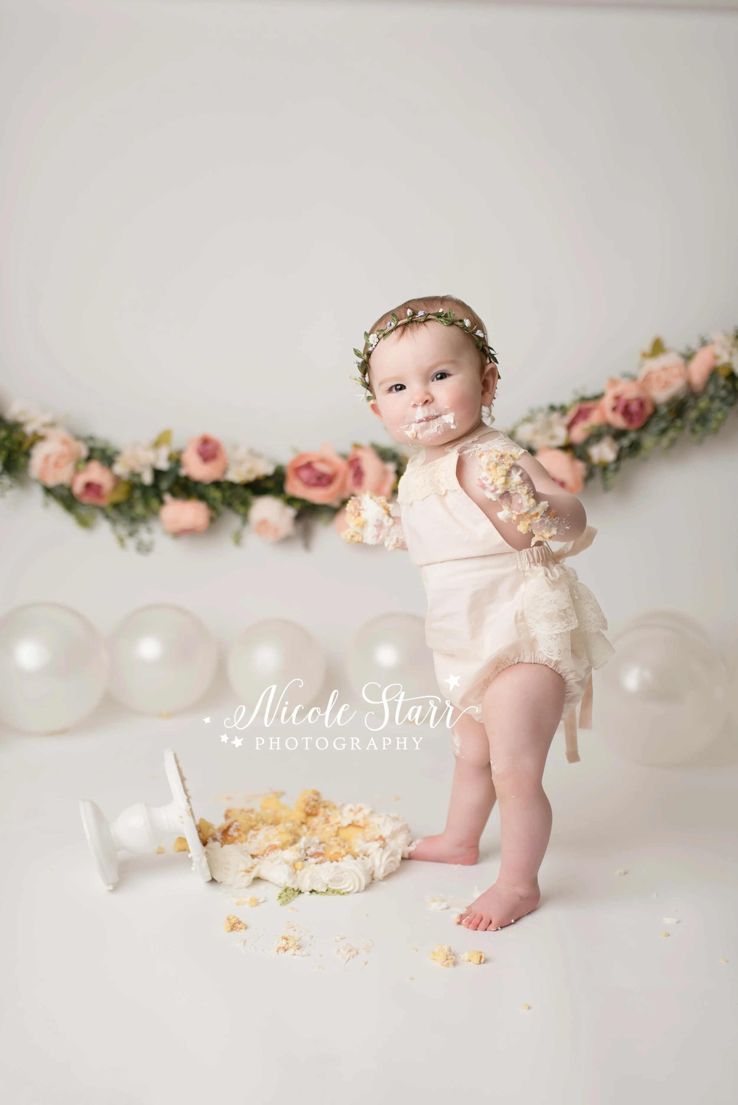 Nicole Starr Photography | Saratoga Springs Cake Smash Photographer | Boston Cake Smash Photographer | Saratoga Springs Family Photographer | Boston Family Photographer | Delmar NY Cake Smash Photographer | Loudonville Cake Smash Photographer