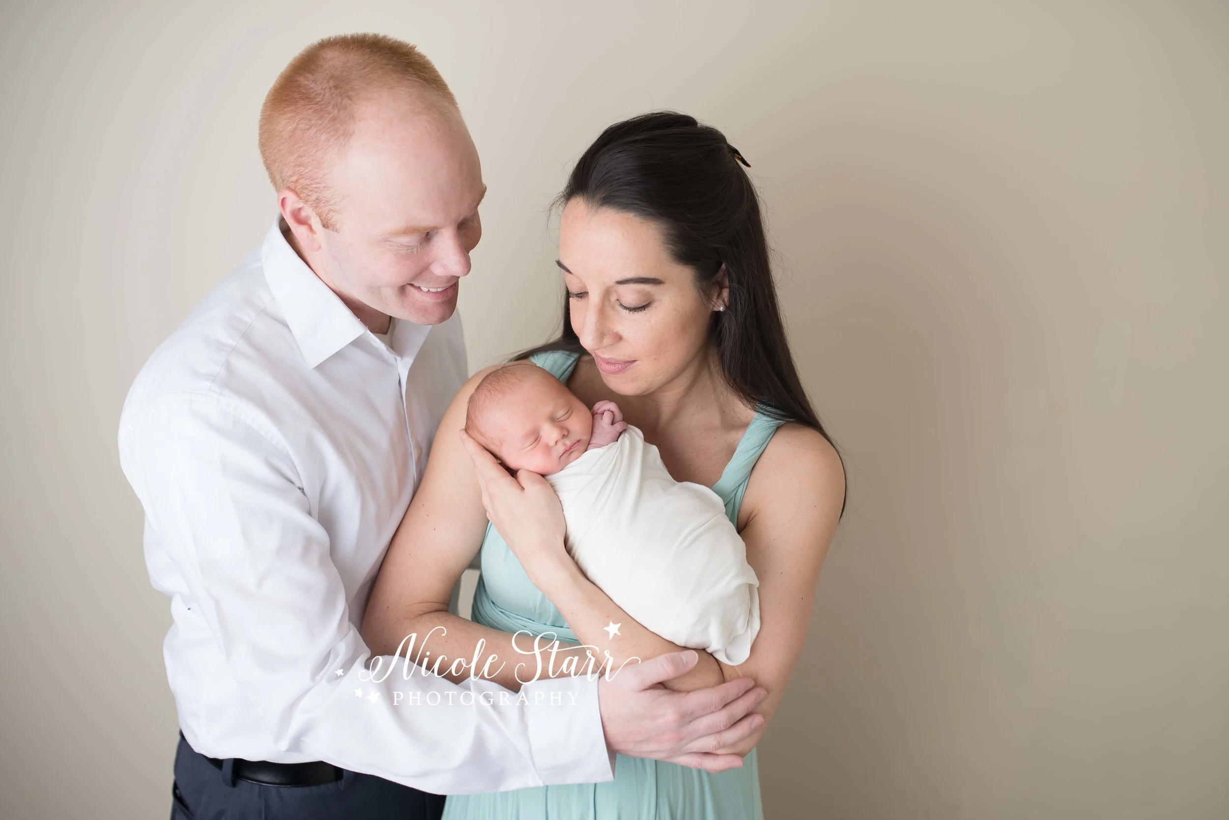 Nicole Starr Photography | Saratoga Springs Newborn Photographer | Boston Newborn Photographer | Upstate NY Newborn Photographer | Newborn Photographer | Delmar NY Newborn Photographer | Loudonville NY Newborn Photographer | client wardrobe, what to…