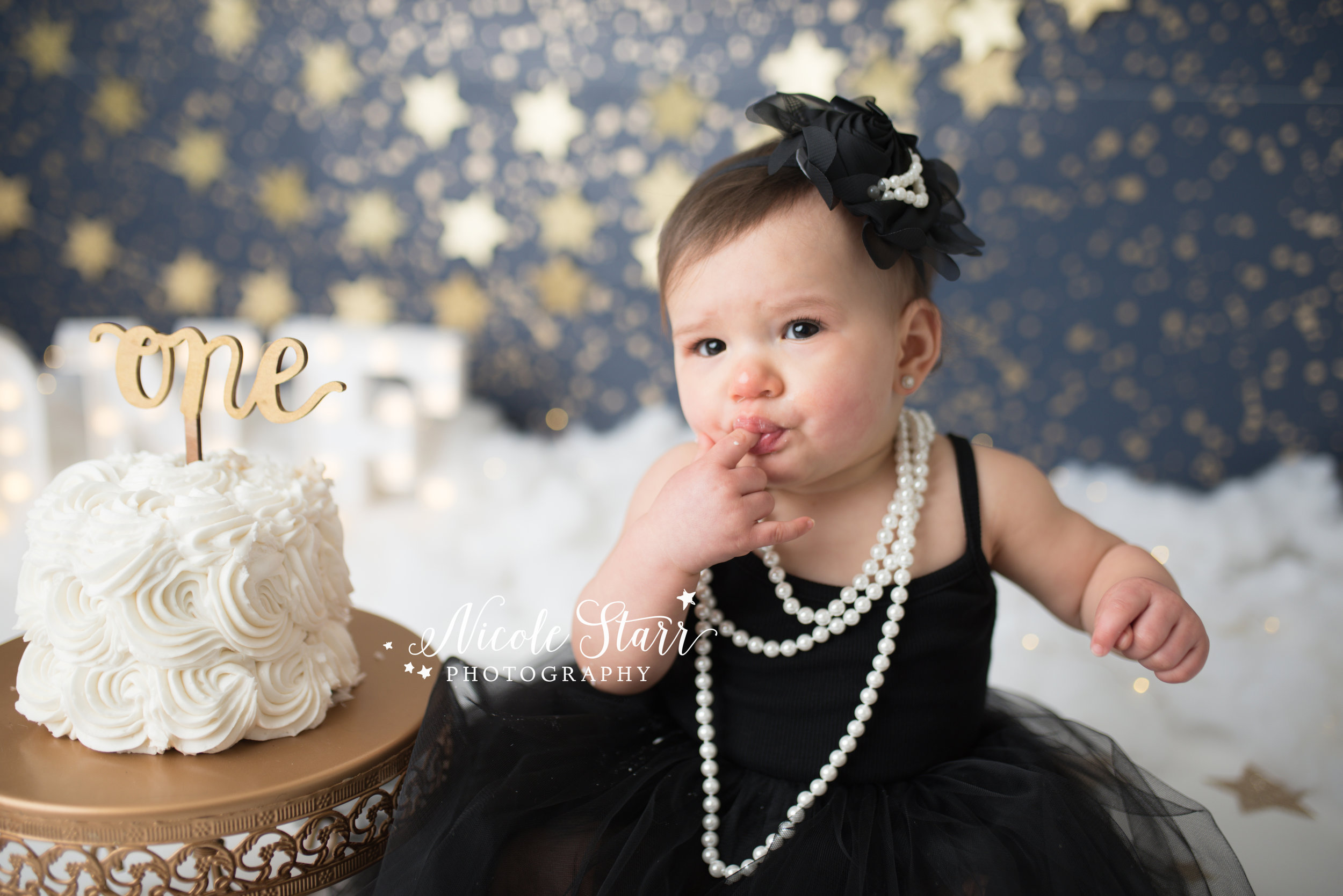 Nicole Starr Photography | Saratoga Springs Cake Smash Photographer | Boston Cake Smash Photographer | Saratoga Springs Family Photographer | Boston Family Photographer Delmar NY Cake Smash Photographer | Loudonville NY Cake Smash Photographer