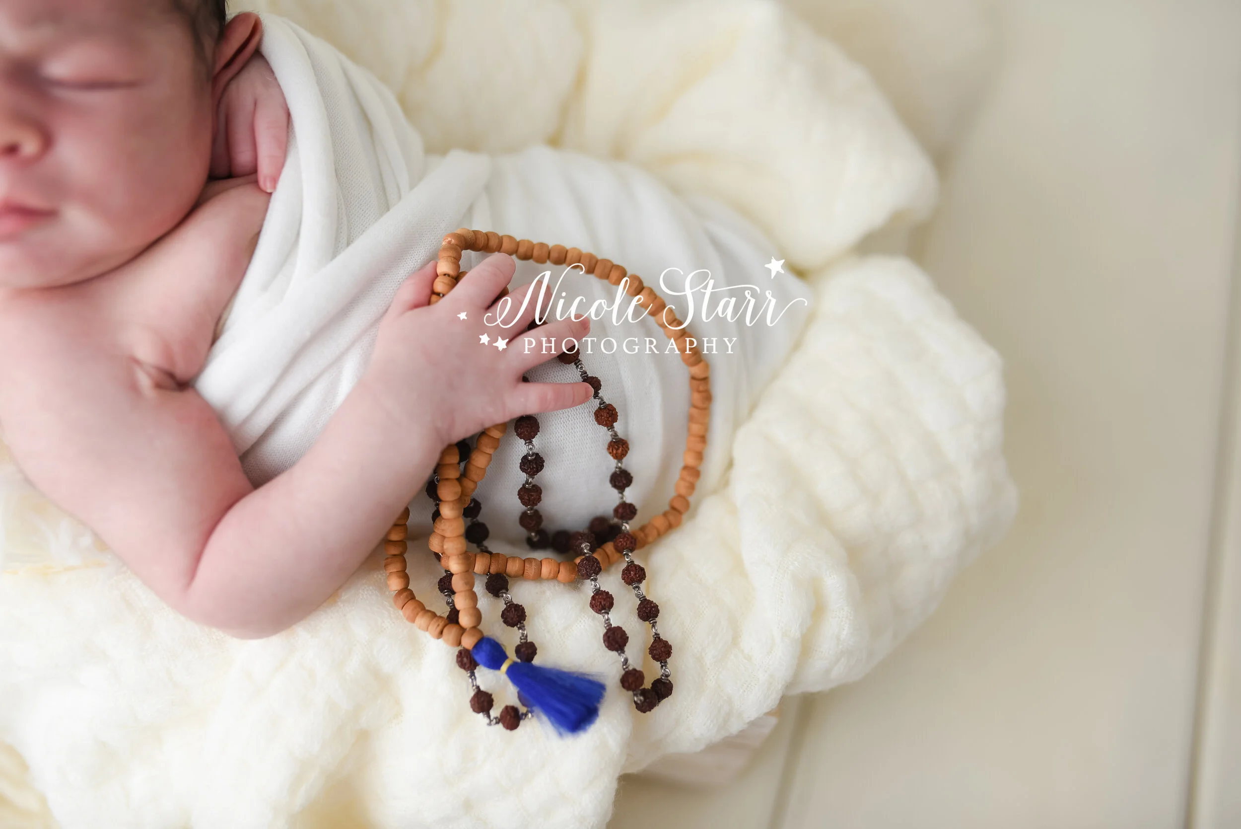 Nicole Starr Photography | Saratoga Springs Newborn Photographer | Boston Newborn Photographer | Upstate NY Newborn Photographer | Newborn Photographer | Delmar NY Newborn Photographer | Loudonville NY Newborn Photographer | neutral newborn photogra…