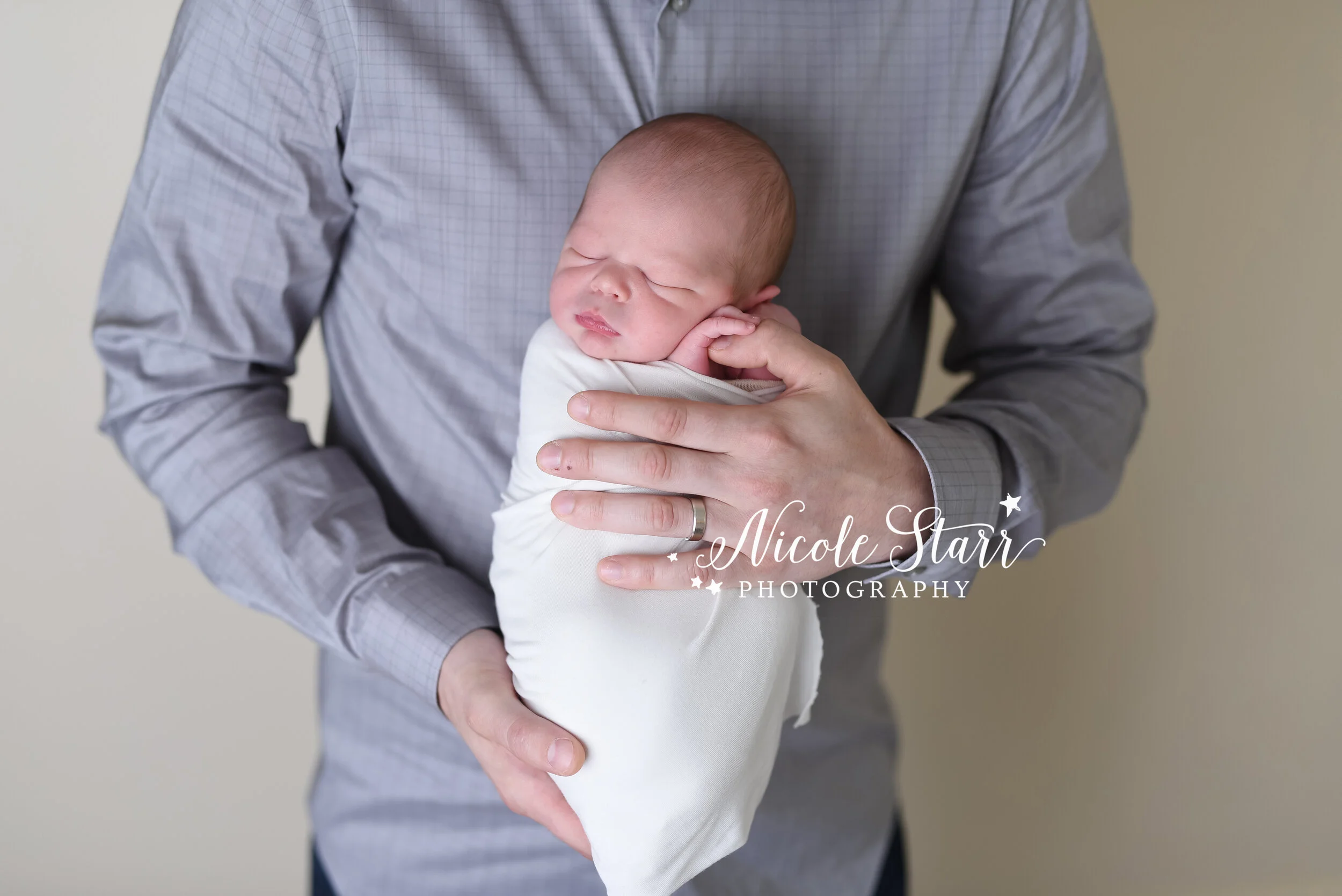 Nicole Starr Photography | Saratoga Springs Newborn Photographer | Boston Newborn Photographer | Upstate NY Newborn Photographer | Newborn Photographer | Delmar NY Newborn Photographer | Loudonville NY Newborn Photographer | neutral newborn photogra…