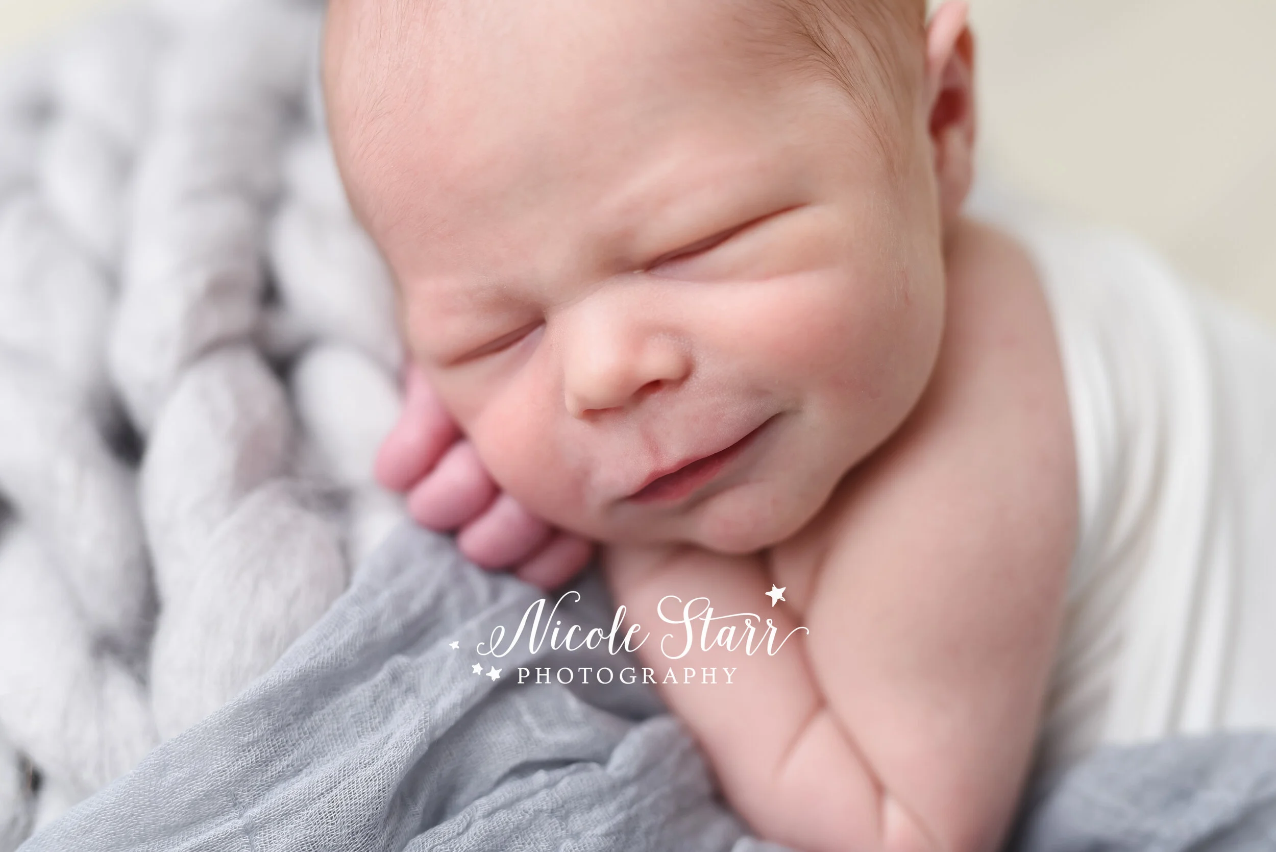 Nicole Starr Photography | Saratoga Springs Newborn Photographer | Boston Newborn Photographer | Upstate NY Newborn Photographer | Newborn Photographer | Delmar NY Newborn Photographer | Loudonville NY Newborn Photographer | neutral newborn photogra…