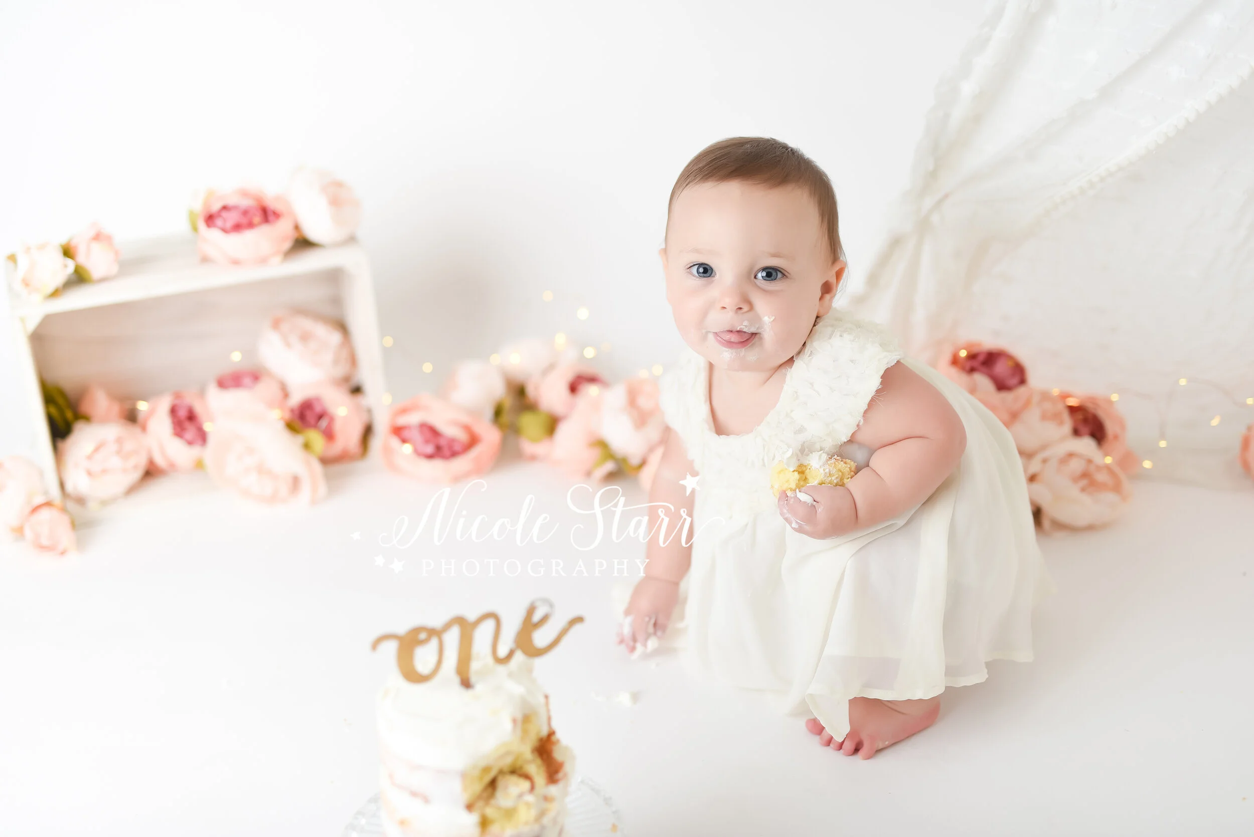 Nicole Starr Photography | Saratoga Springs Cake Smash Photographer | Boston Cake Smash Photographer | Saratoga Springs Family Photographer | Boston Family Photographer | Delmar NY Cake Smash Photographer | Loudonville Cake Smash Photographer, how t…