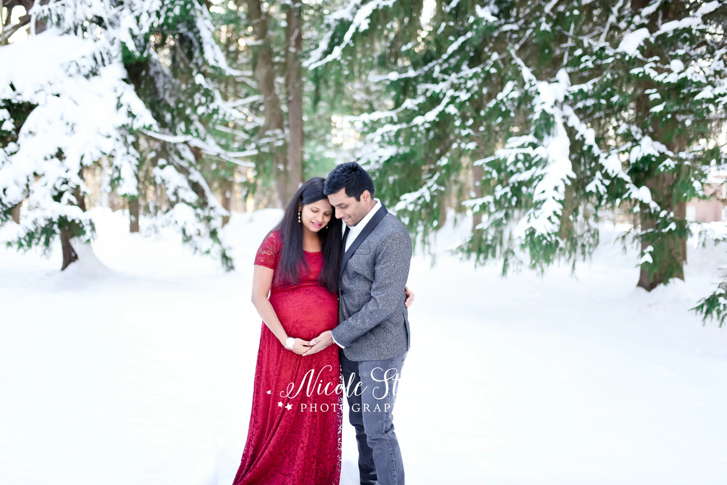 Winter Maternity Portraits In The Snow Saratoga Springs Boston