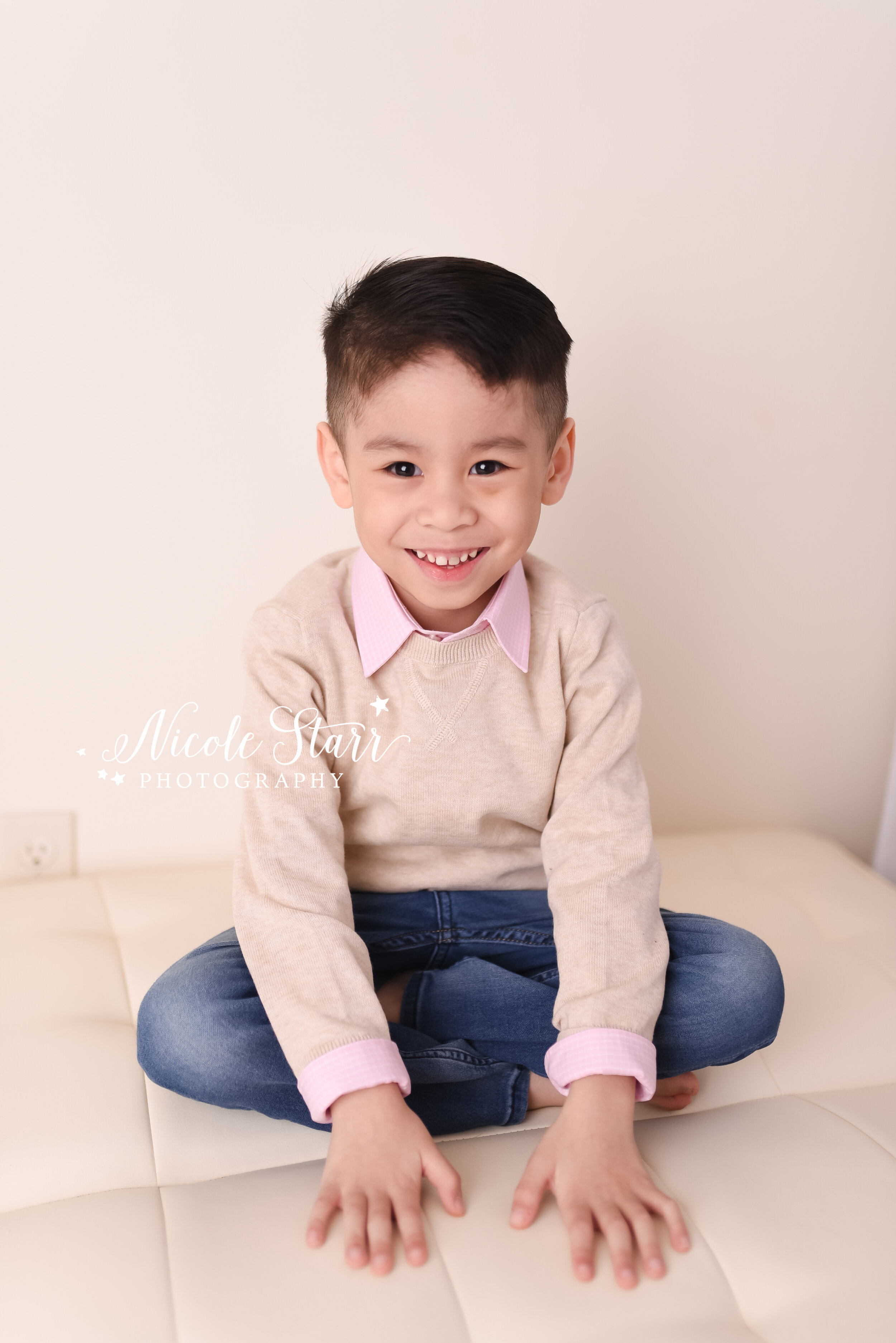 Easter Bunny cake smash with Nicole Starr Photography | Saratoga Springs Cake Smash Photographer | Boston Cake Smash Photographer | Saratoga Springs Family Photographer | Boston Family Photographer Delmar NY Cake Smash Photographer | Loudonville NY …