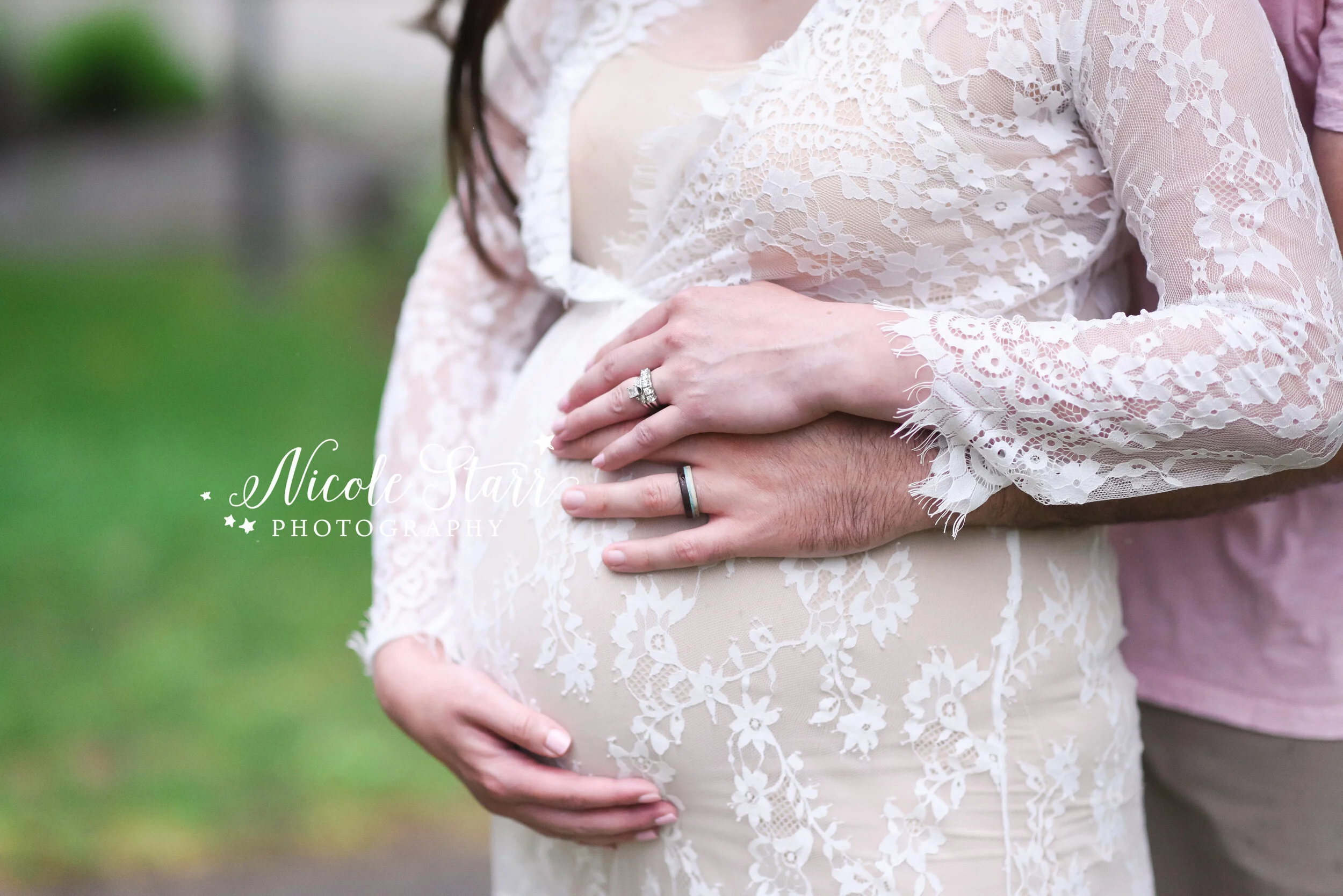 Classic maternity portraits at SPAC in the spring with Nicole Starr Photography | Saratoga Springs Maternity Photographer | Boston Maternity Photographer | Upstate NY Maternity Photographer | Maternity Photographer | Maternity session | Maternity dr…