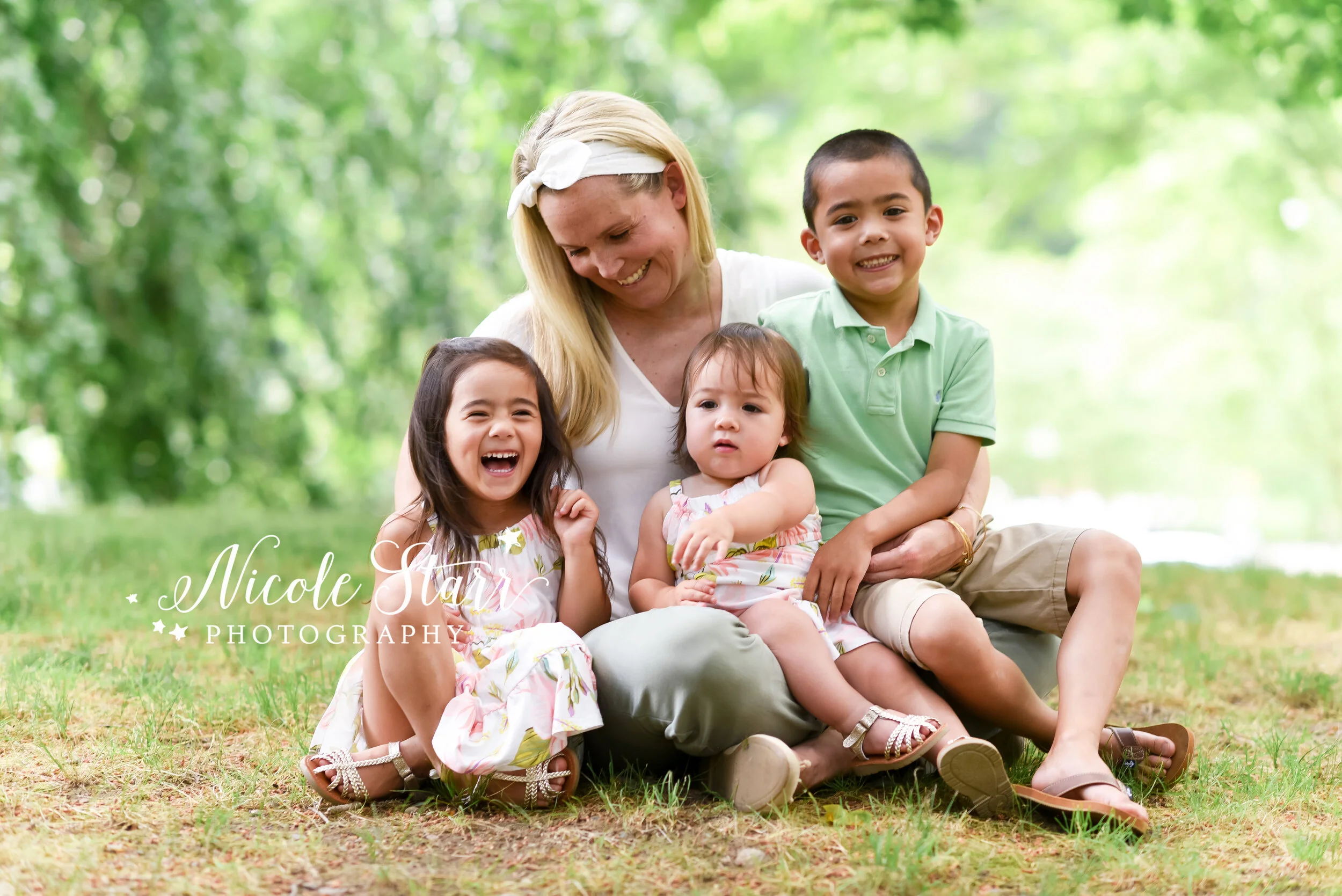 family portriats before cake smash with New York family photographer Nicole Starr Photography | Albany NY family photographer, Boston family photographer, Delmar NY family photographer