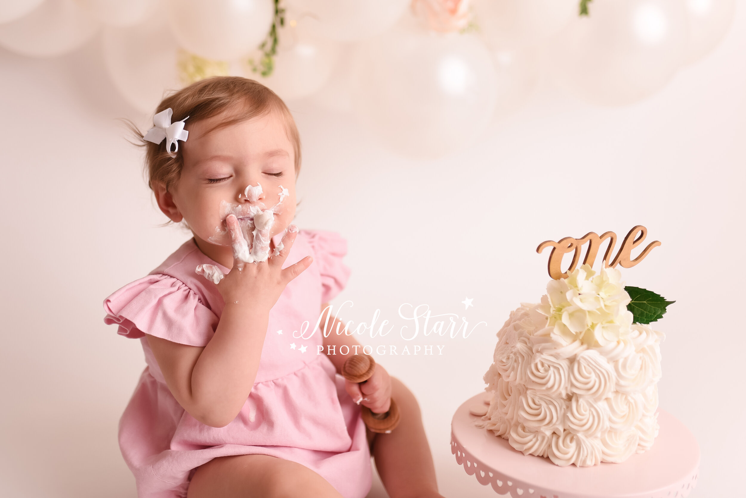 Balloon and floral cake smash | Arvada Baby photographer — Denver  Photographer