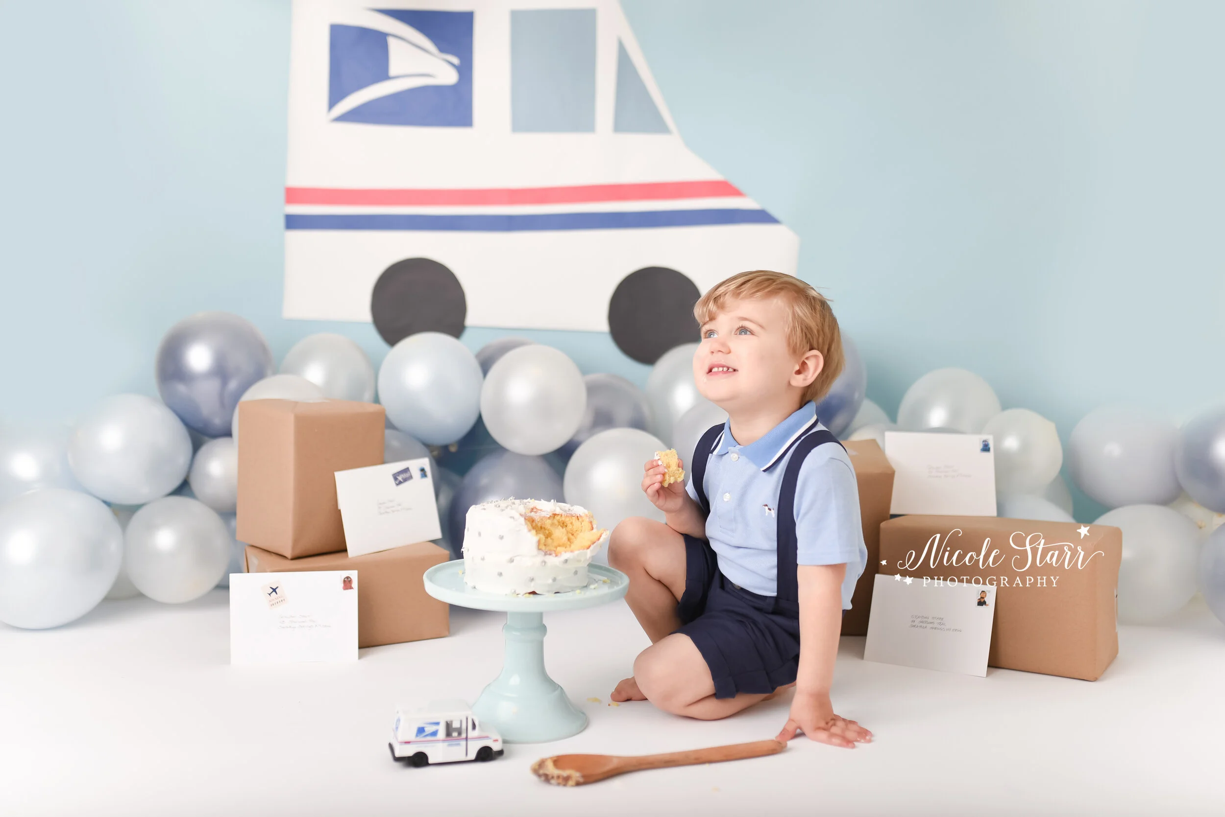 Saratoga Springs child and family photographer  |  Nicole Starr Photography  |  A mail truck cake smash to celebrate a third birthday.