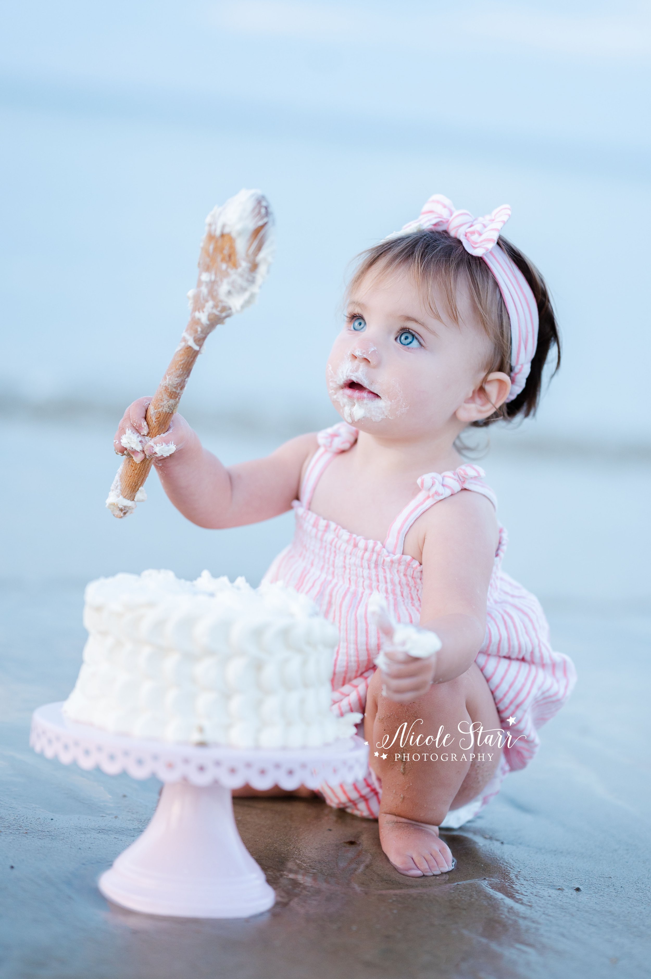 08-15-2023 beach cake smash-45.jpg