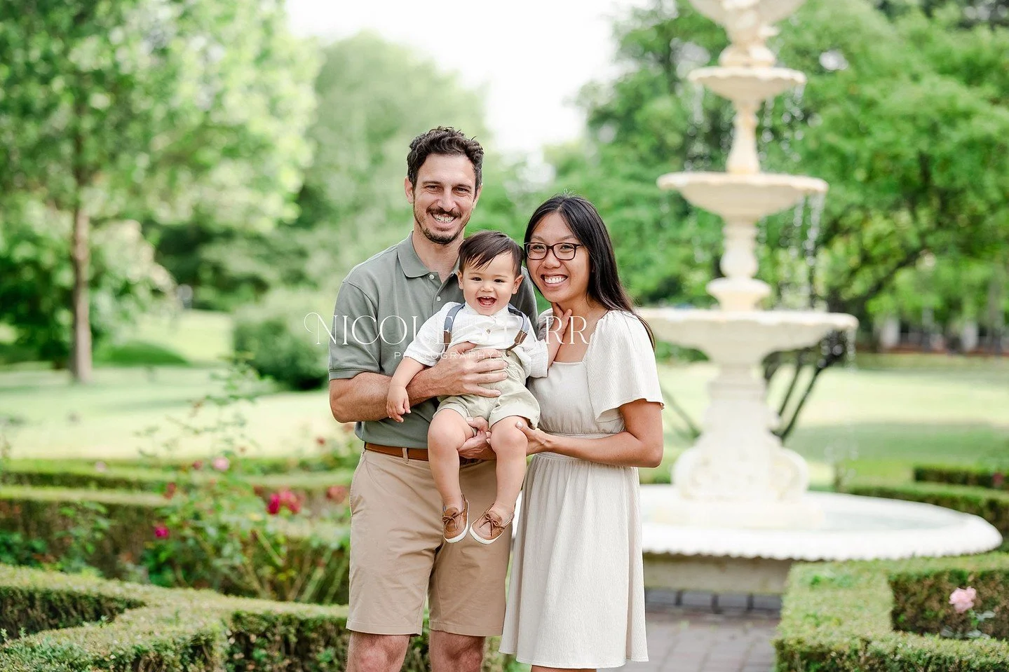 I can&rsquo;t believe that Aidan is already ONE! Last year, I met this sweet family when they brought their 8 week old son to Saratoga Springs. We captured newborn portraits in the studio, and along this very spot, we captured their first portraits a